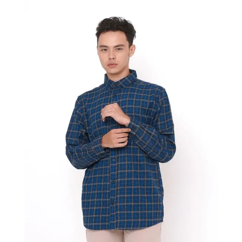 Erigo Flannel Pullchra Blue sold by Erigo