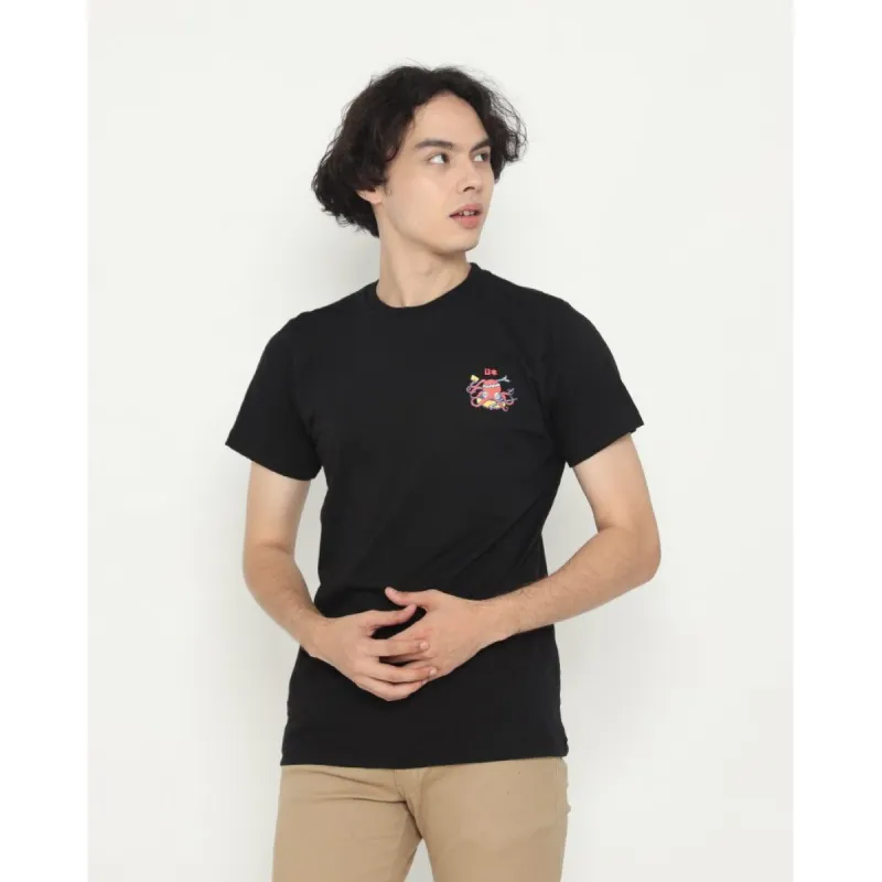 Erigo T-Shirt Squid Fighter Black sold by Erigo