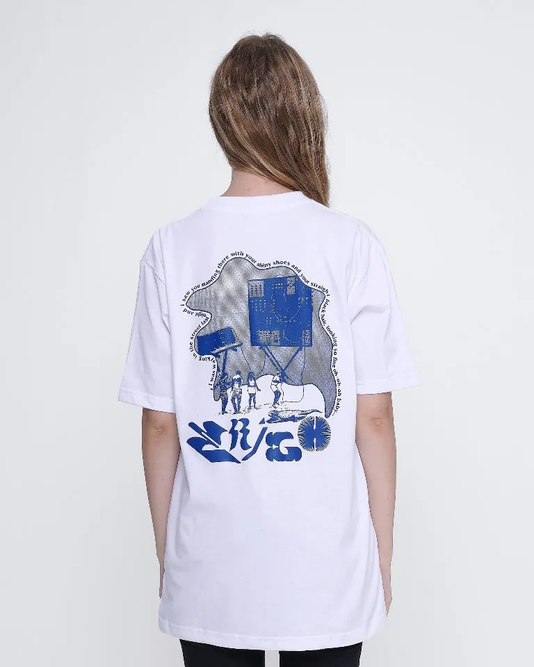 Erigo T-Shirt Oversize Looking So Fine White sold by Erigo