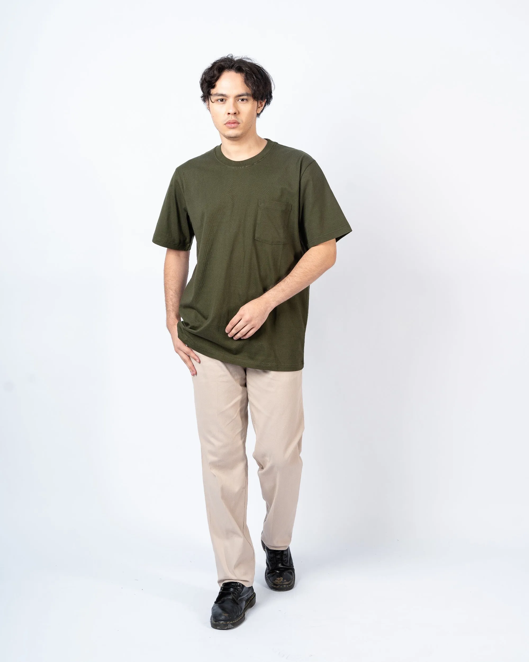 Erigo T-Shirt Oversize Pocket Ceol Olive Unisex sold by Erigo product image thumbnail 5