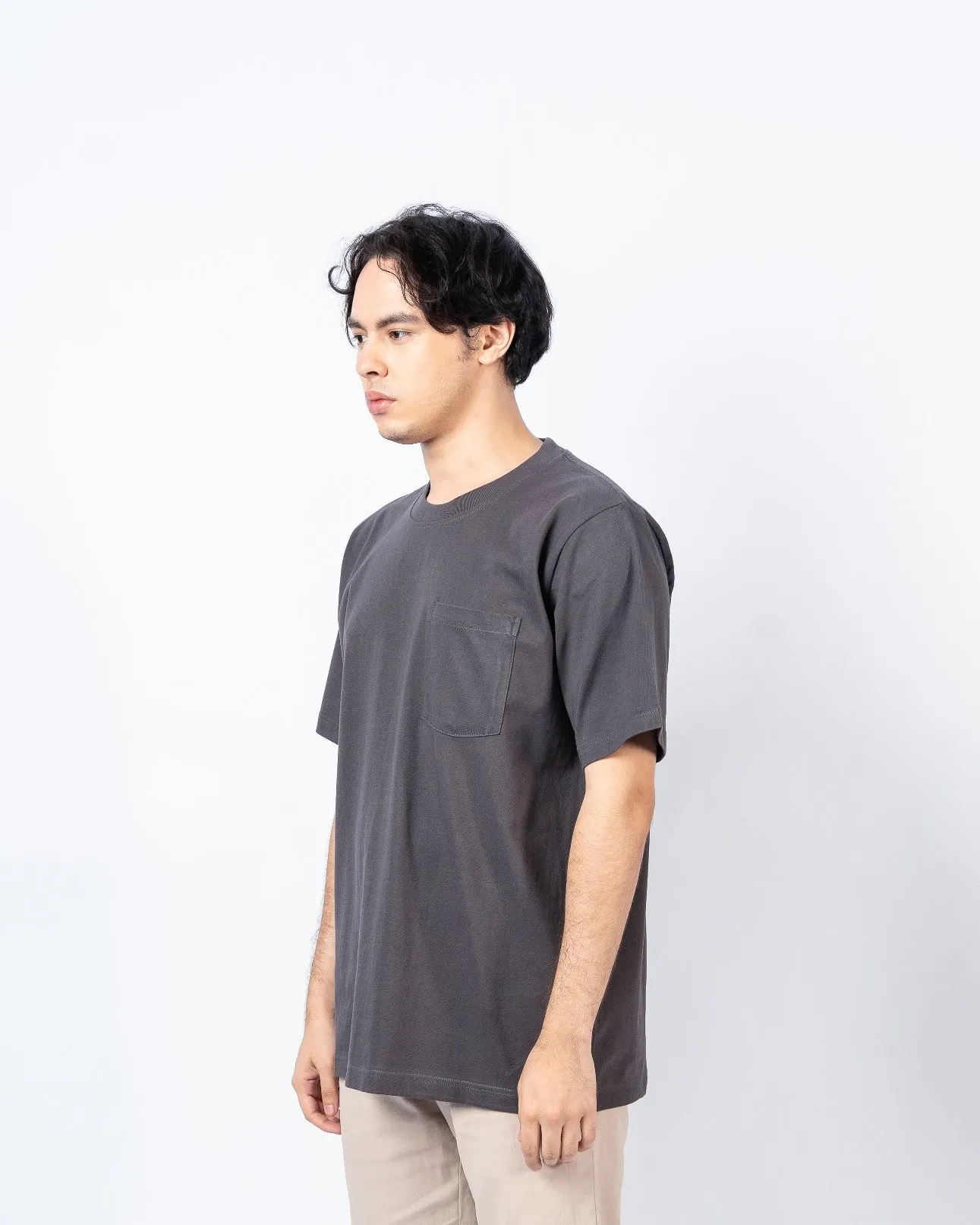 Erigo T-Shirt Oversize Pocket Grania Asphalt Unisex sold by Erigo product image thumbnail 3