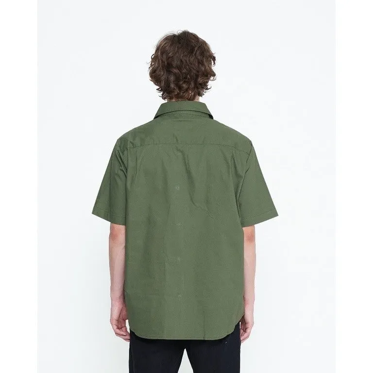 Erigo Kemeja Basic Short Sleeve Clise Emerald Unisex sold by Erigo product image thumbnail 3