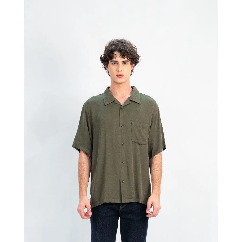 Erigo Short Shirt Pocket Daeio Olive - Kemeja Lengan Pendek Rayon Unisex sold by Erigo product image thumbnail 2