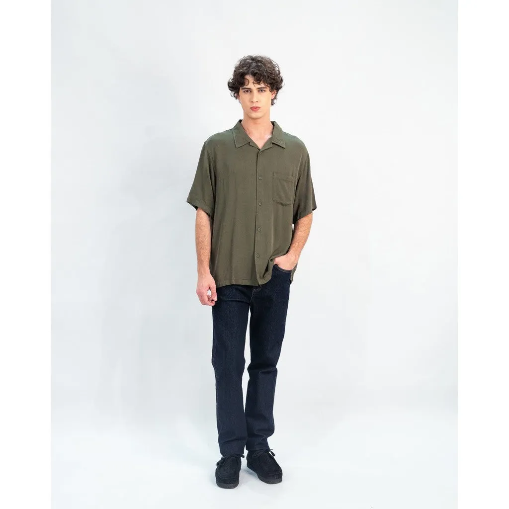 Erigo Short Shirt Pocket Daeio Olive - Kemeja Lengan Pendek Rayon Unisex sold by Erigo product image thumbnail 5
