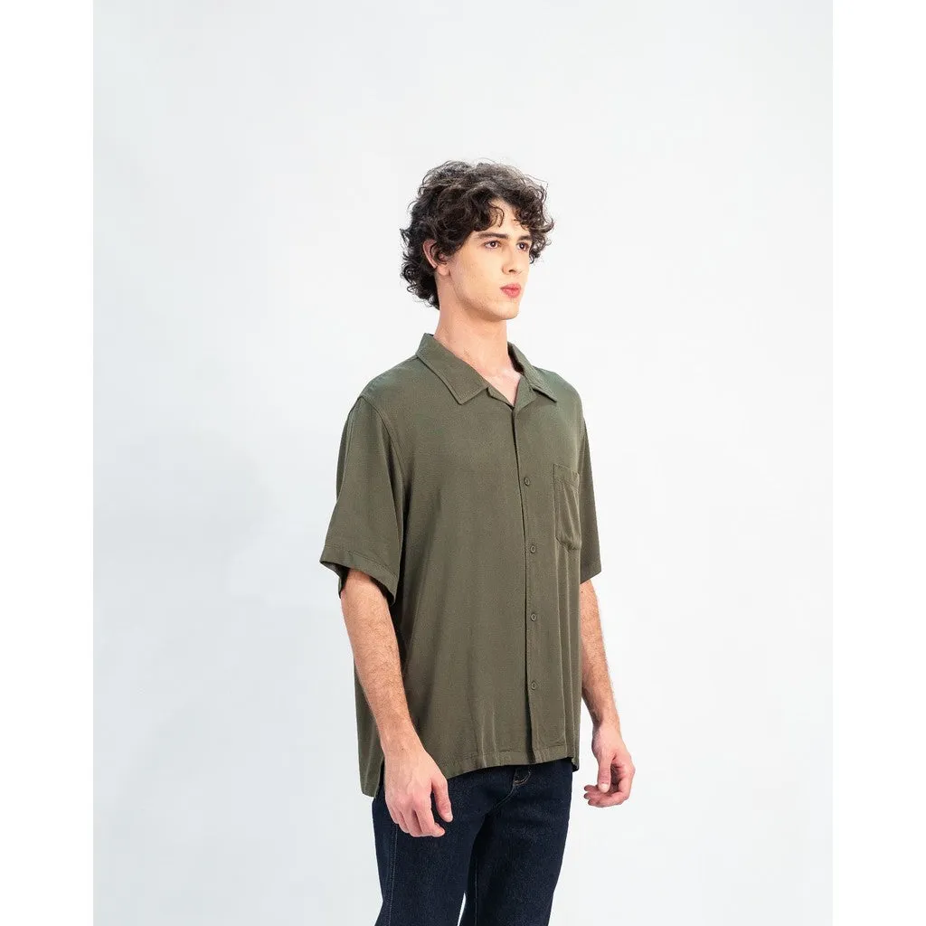 Erigo Short Shirt Pocket Daeio Olive - Kemeja Lengan Pendek Rayon Unisex sold by Erigo product image thumbnail 4