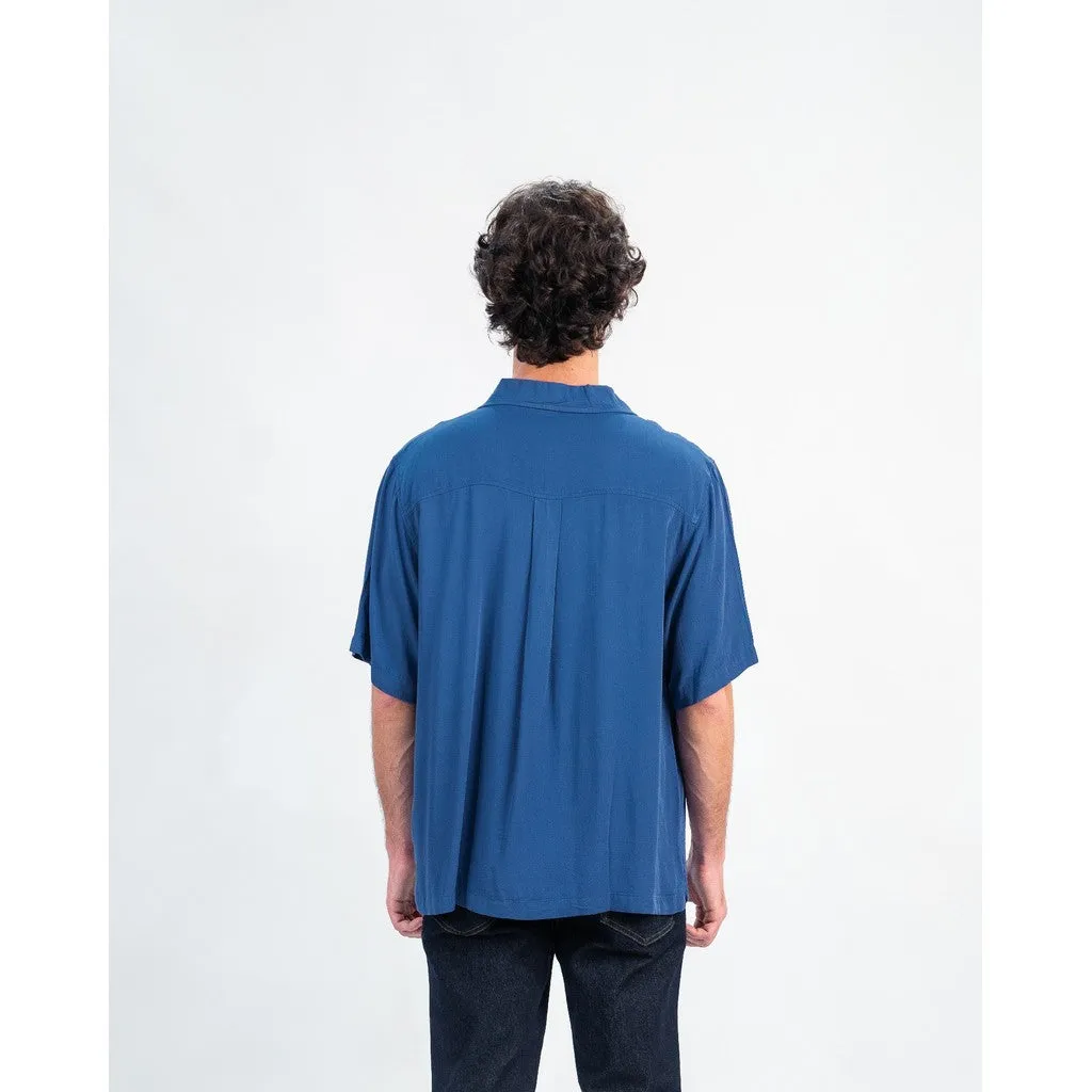 Erigo Short Shirt Pocket Dakota Blue - Kemeja Lengan Pendek Rayon Unisex sold by Erigo product image thumbnail 3