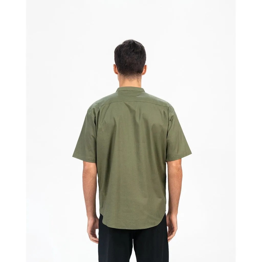 Erigo Shanghai Short Sleeve Basic Falih Olive - Kemeja Koko Lengan Pendek Unisex sold by Erigo product image thumbnail 3