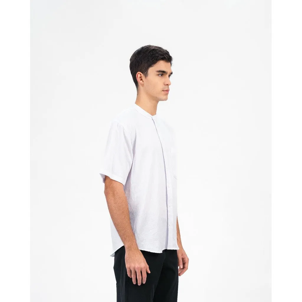 Erigo Shanghai Ashars Short Sleeve White - Kemeja Koko Lengan Pendek Unisex sold by Erigo product image thumbnail 2