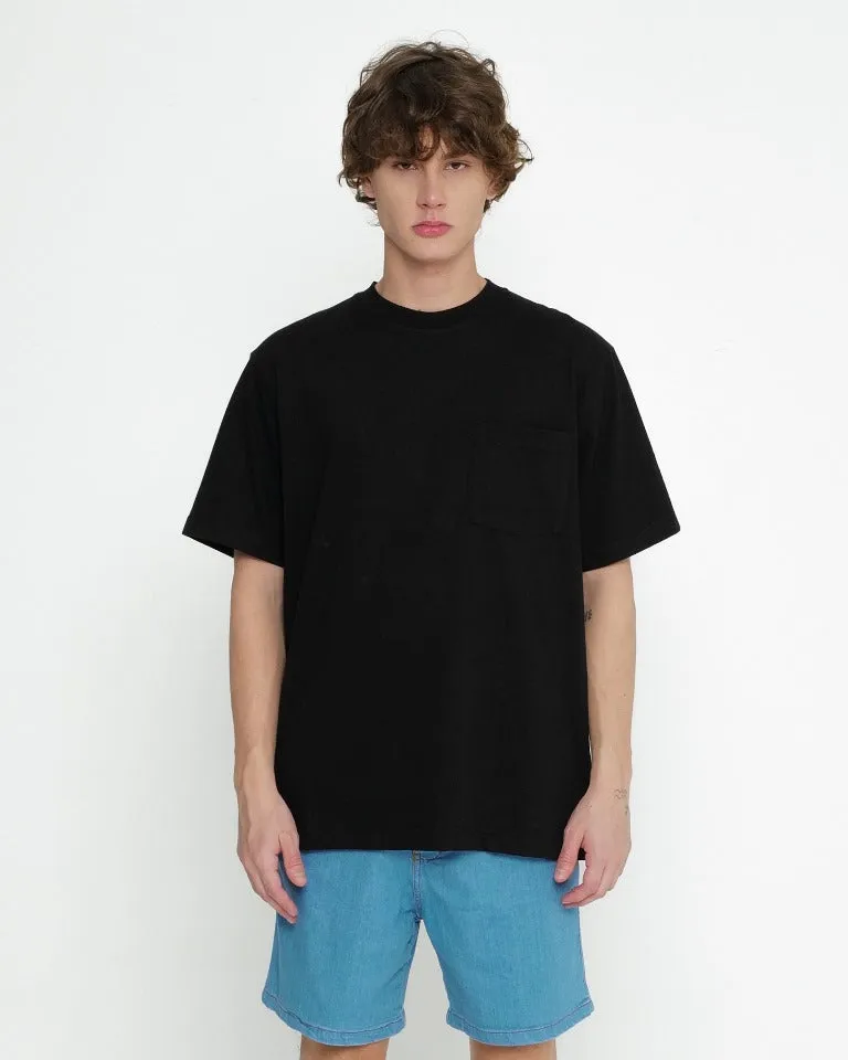 Erigo T-Shirt Oversize Pocket Basilia Black Unisex sold by Erigo