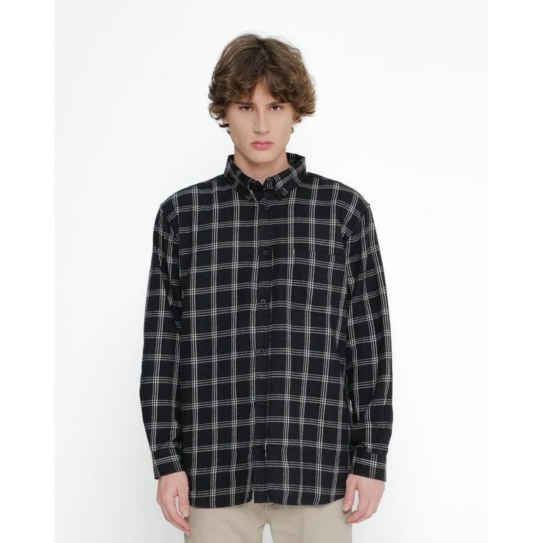 Erigo Flannel Machie Black sold by Erigo