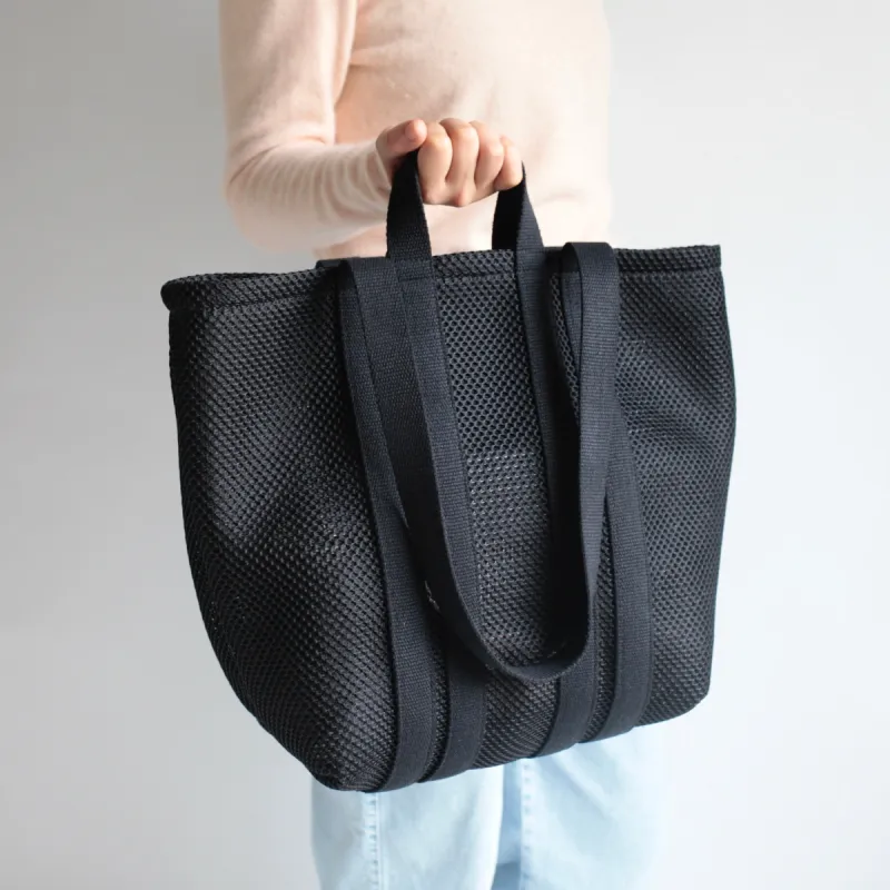Riesen Shopper 3D Mesh Schwarz sold by Alex Bender