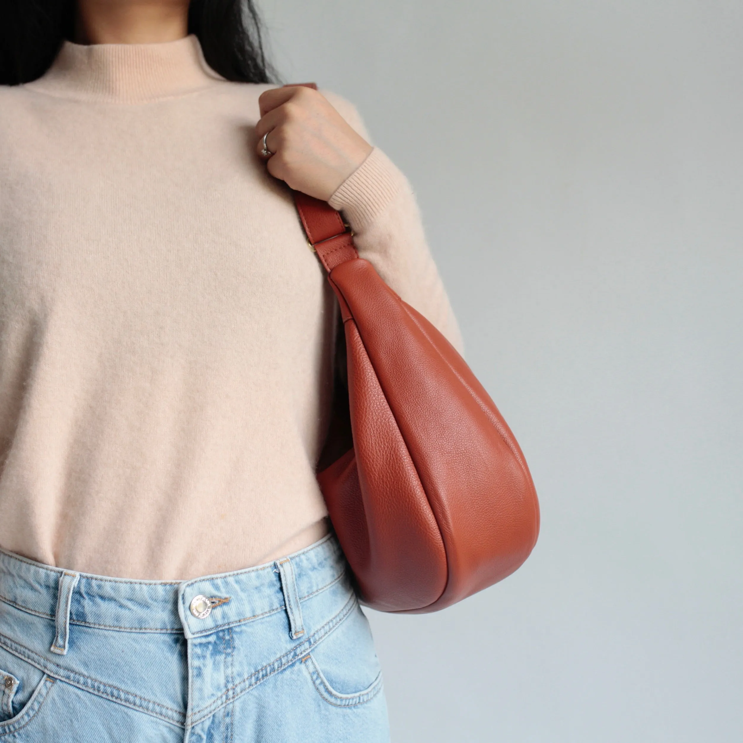 Lederbeutel POUCH Cognac sold by Alex Bender product image thumbnail 4