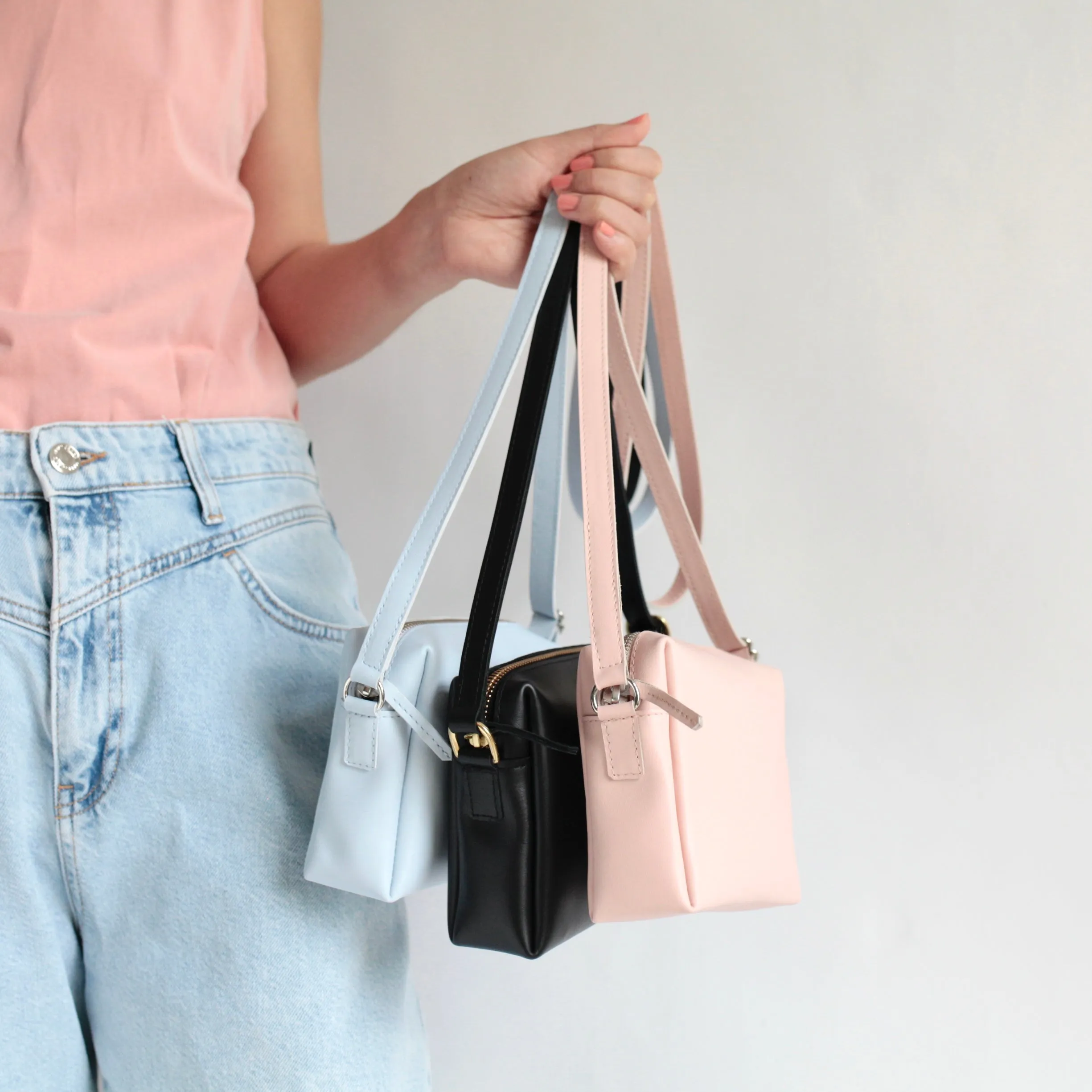 Schultertasche BOX Mini Blush sold by Alex Bender product image thumbnail 2