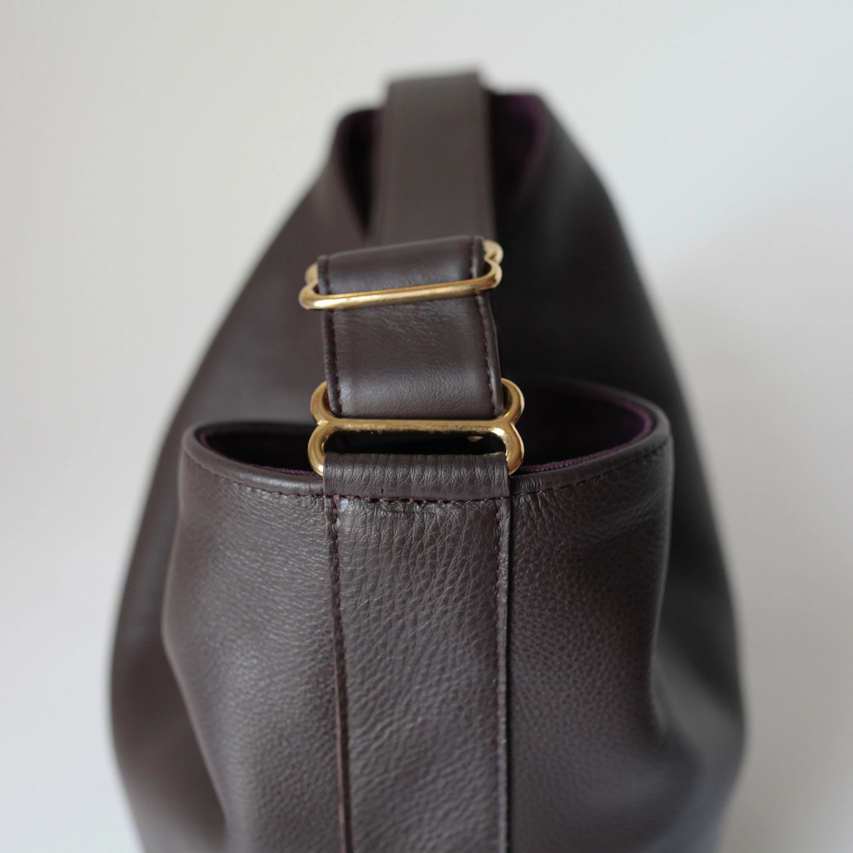 Lederbeutel Dunkelbraun sold by Alex Bender product image thumbnail 4