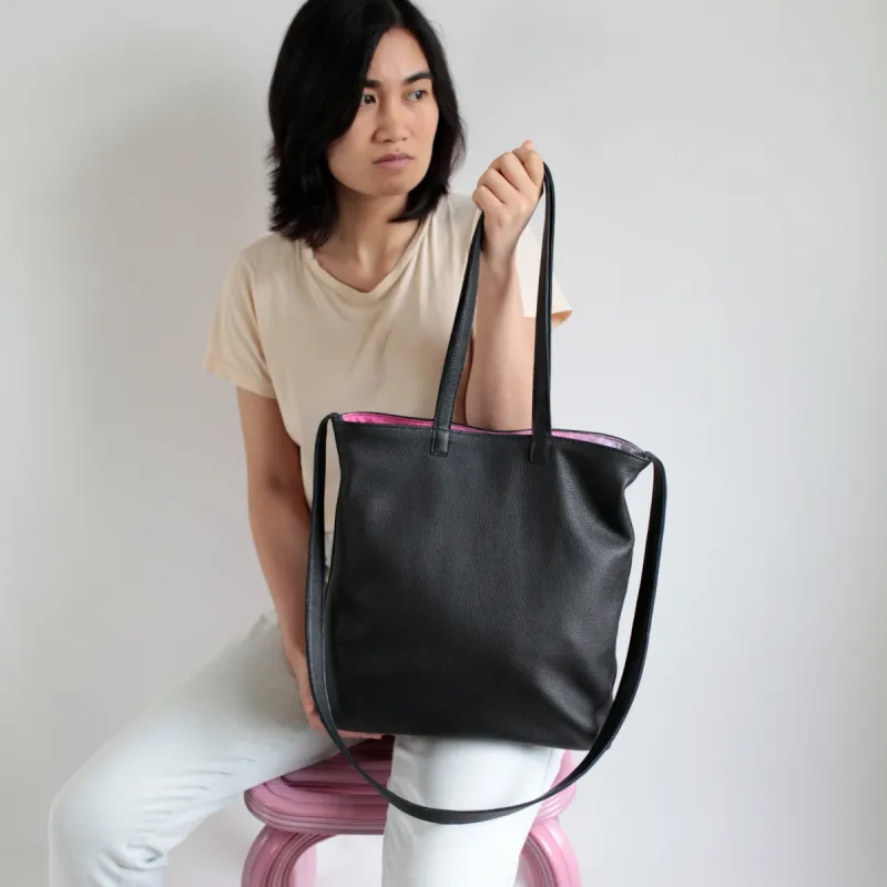 Multifunktionale Ledertasche Schwarz sold by Alex Bender