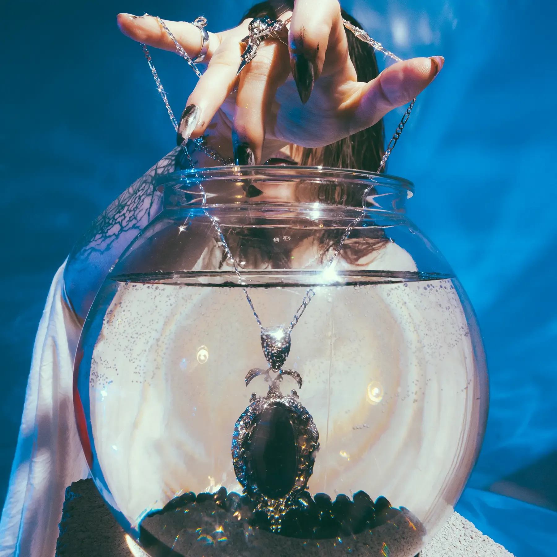 MIRROR PENDANT sold by Hard Jewelry product image thumbnail 4