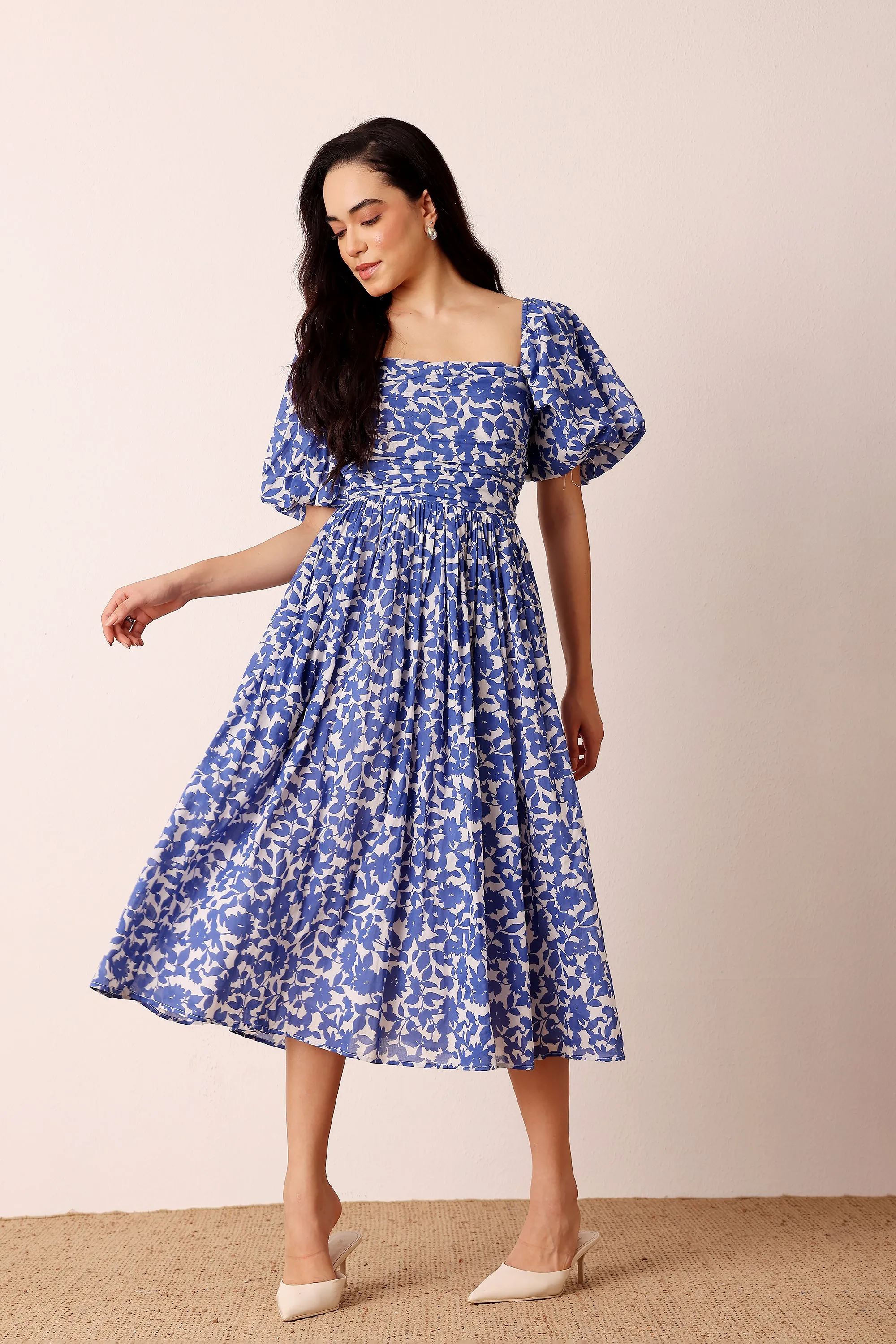 Lana Puff Sleeve Cotton Midi Dress in Blue Leaf Print sold by Lace & Beads product image thumbnail 2
