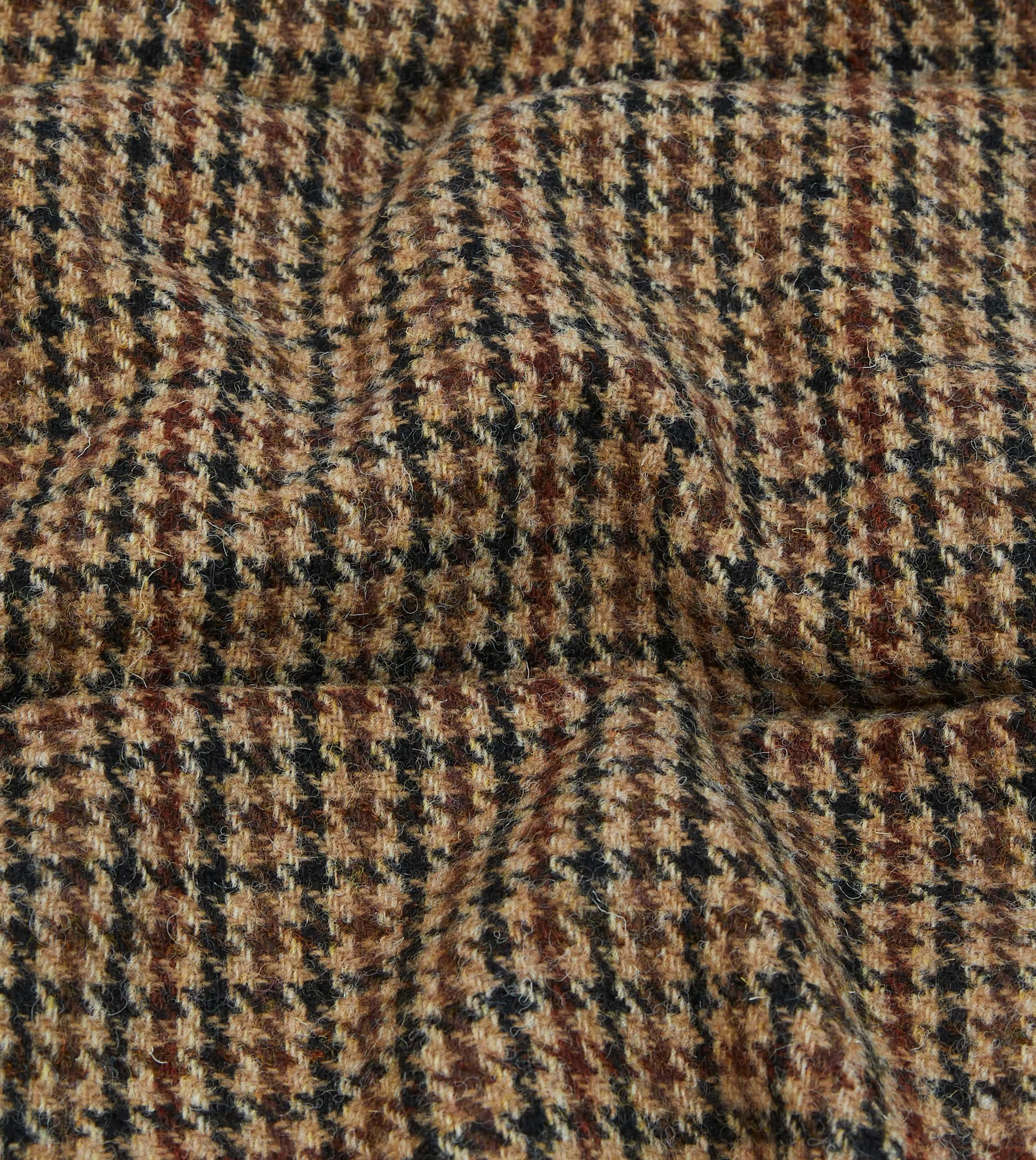 Rocky Mountain Featherbed for Drake's Houndstooth Check Harris Tweed Christy Down Vest sold by Drake's London product image thumbnail 2