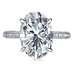 Sterling Silver Oval Solitare Ring sold by Luxe Emporium