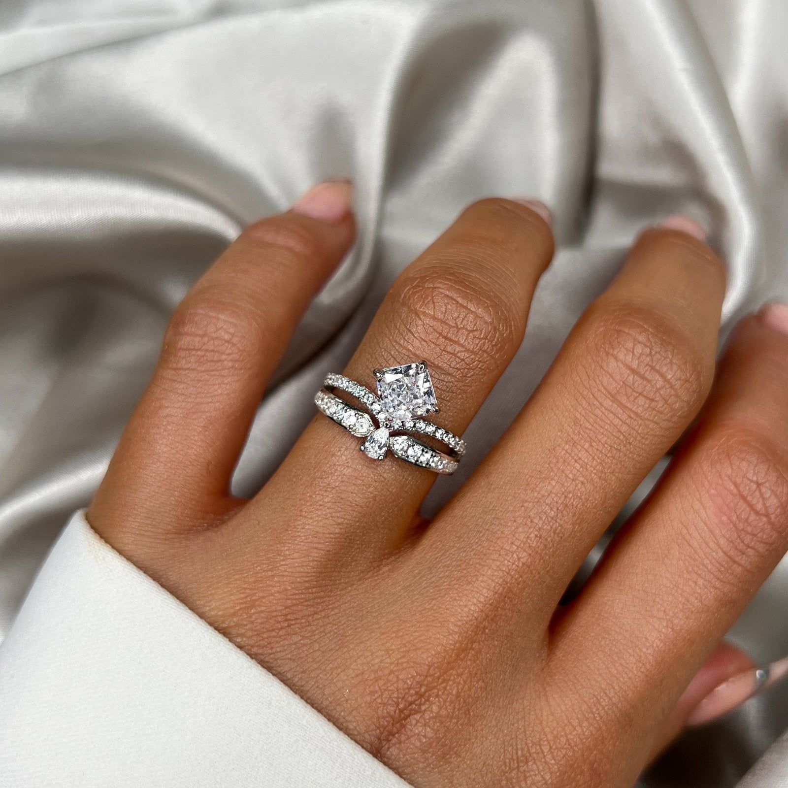 Sterling Silver Lyra Ring sold by Luxe Emporium product image thumbnail 2