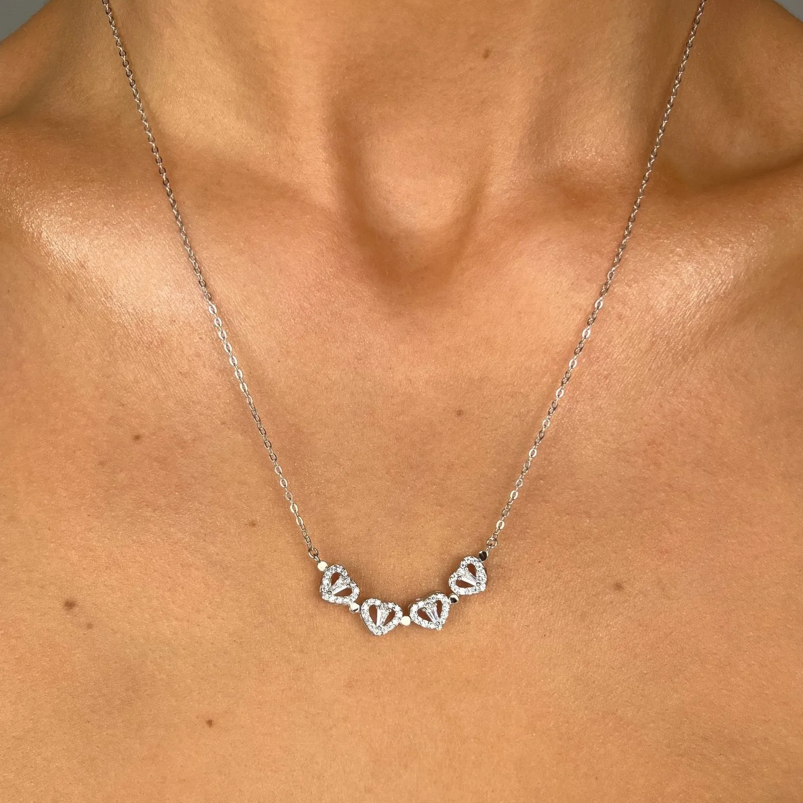 Sterling Silver Heart Magnet Necklace sold by Luxe Emporium product image thumbnail 3