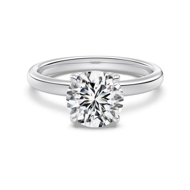 Sterling Silver 2ct Étoile Ring sold by Luxe Emporium