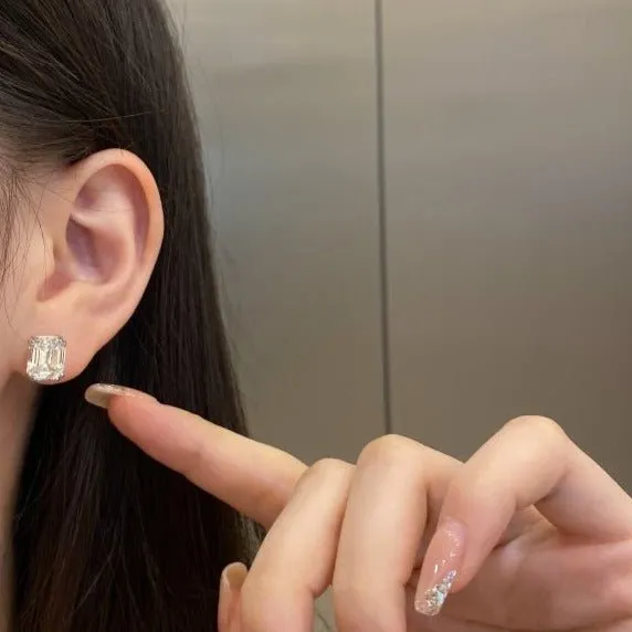 Sterling Silver Elaia Earrings sold by Luxe Emporium product image thumbnail 3