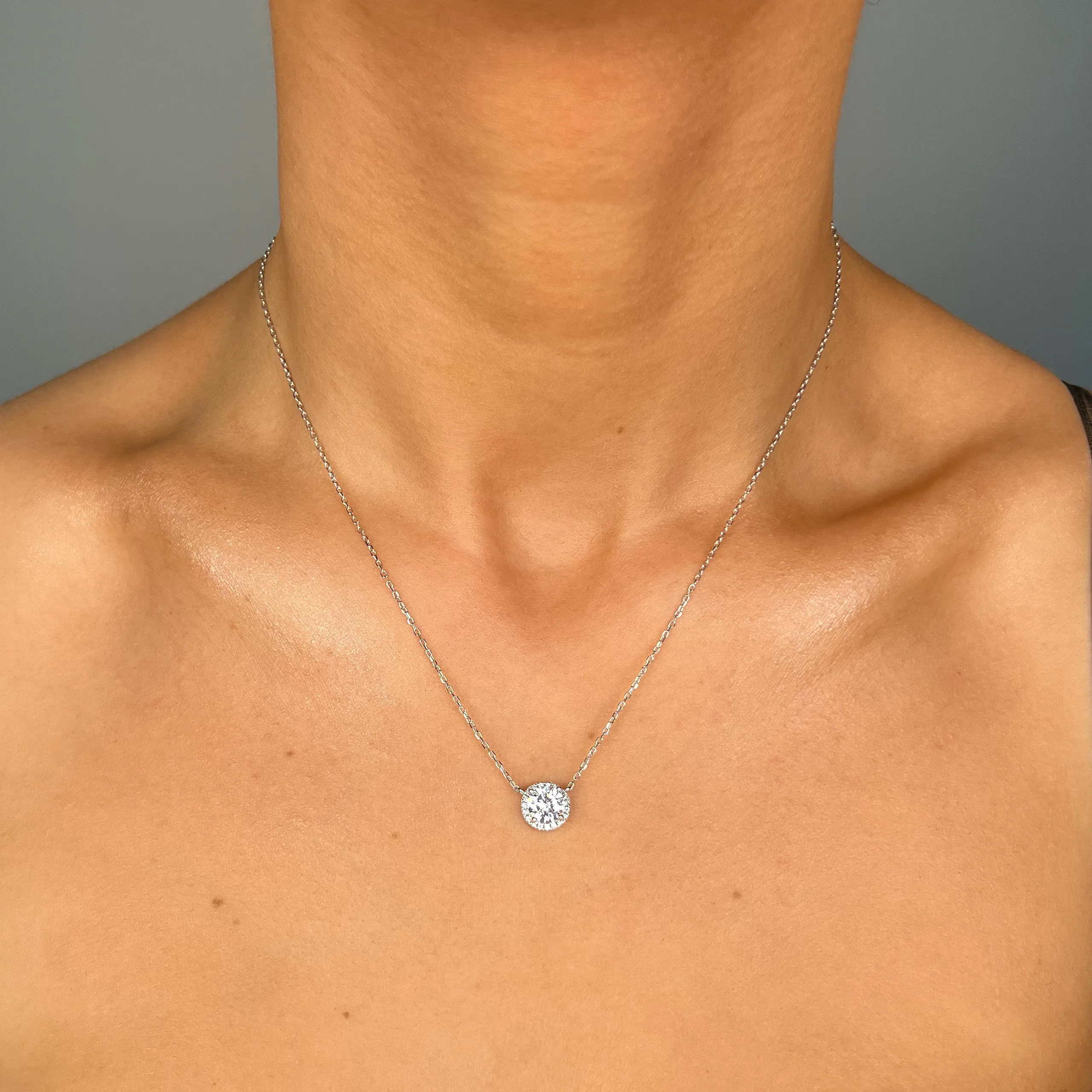 Sterling Silver Halo Necklace sold by Luxe Emporium product image thumbnail 2