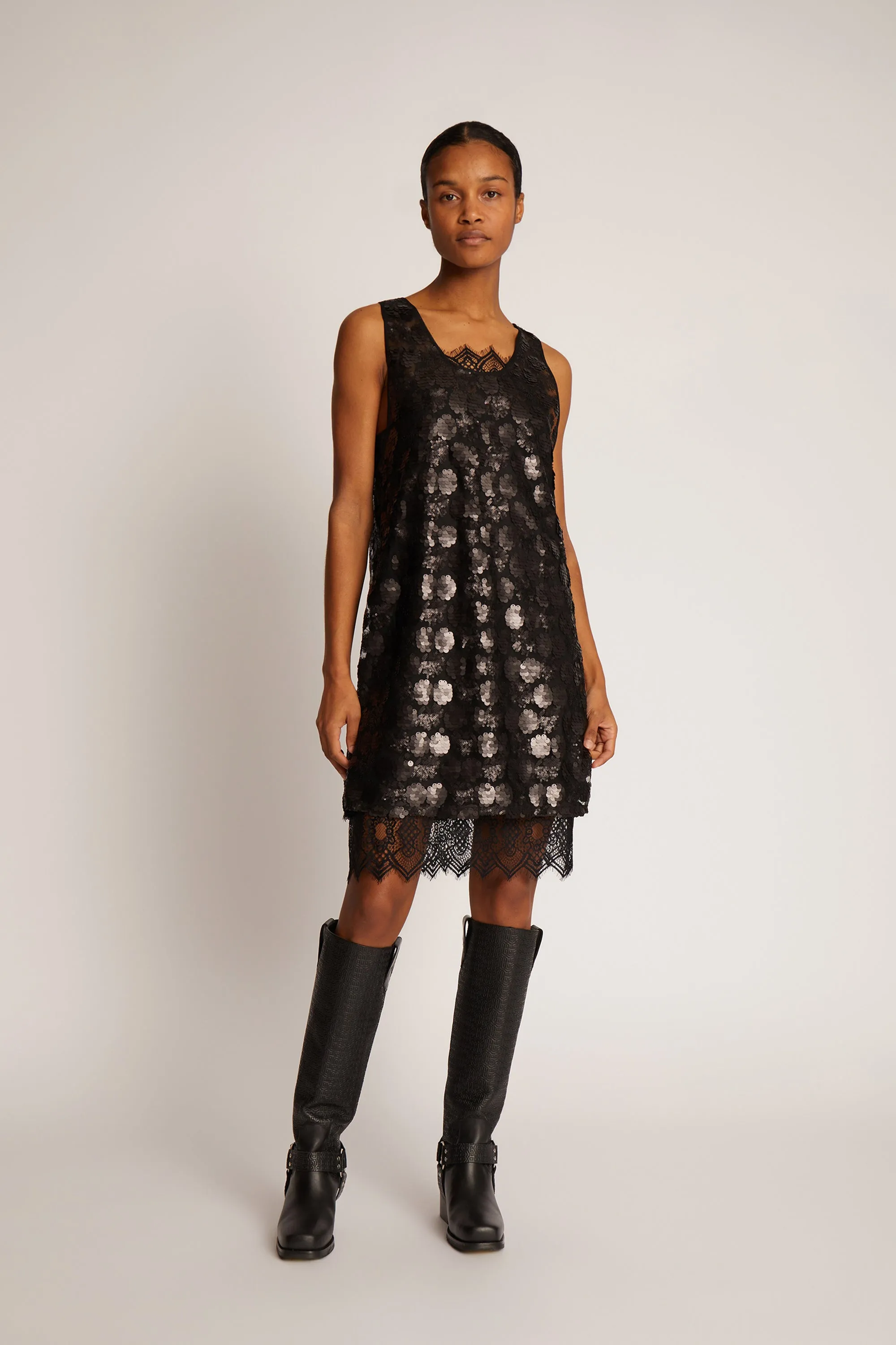 TUFFY - BLACK sold by Munthe