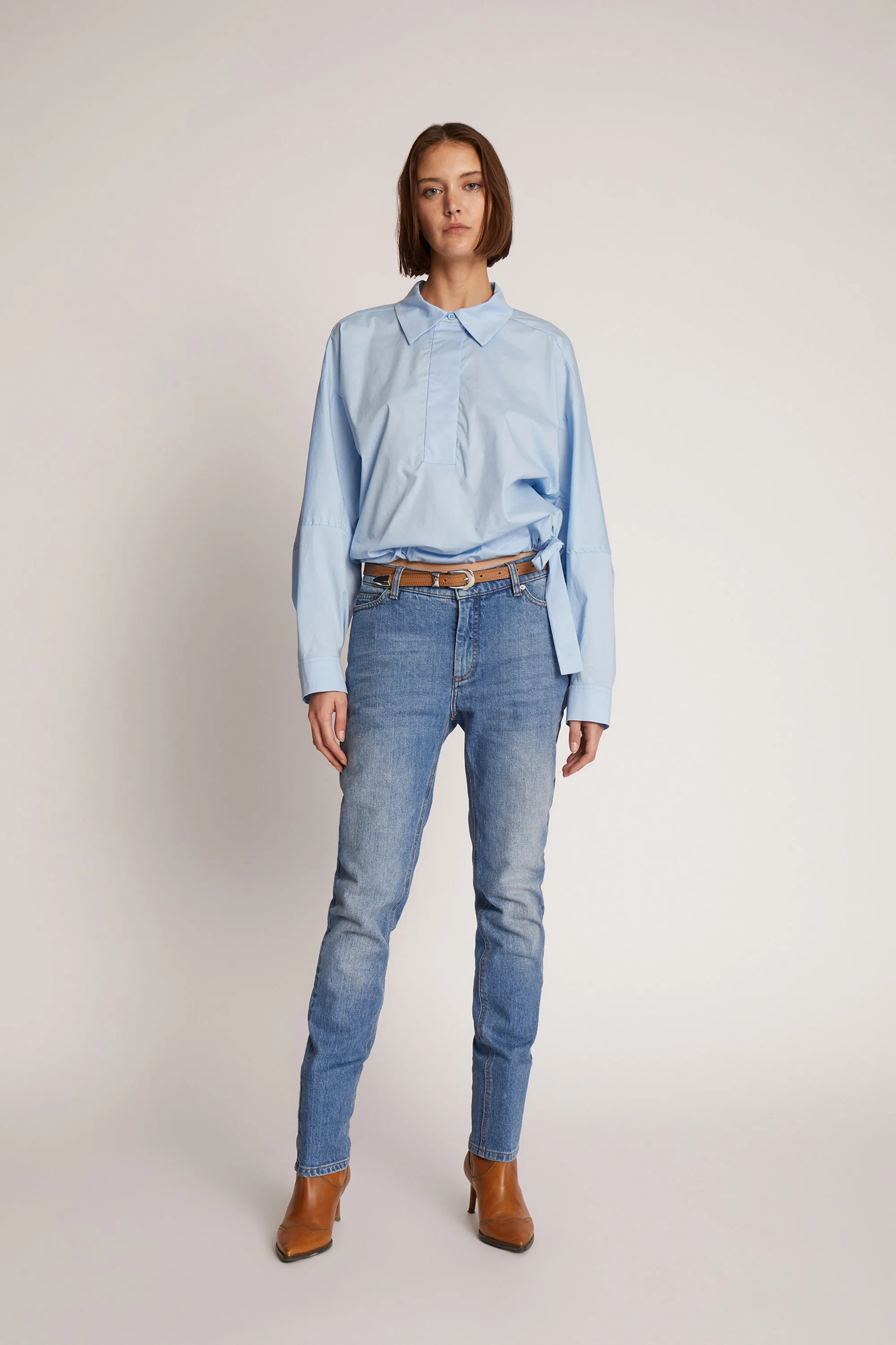 TASHUMI - LIGHT BLUE sold by Munthe