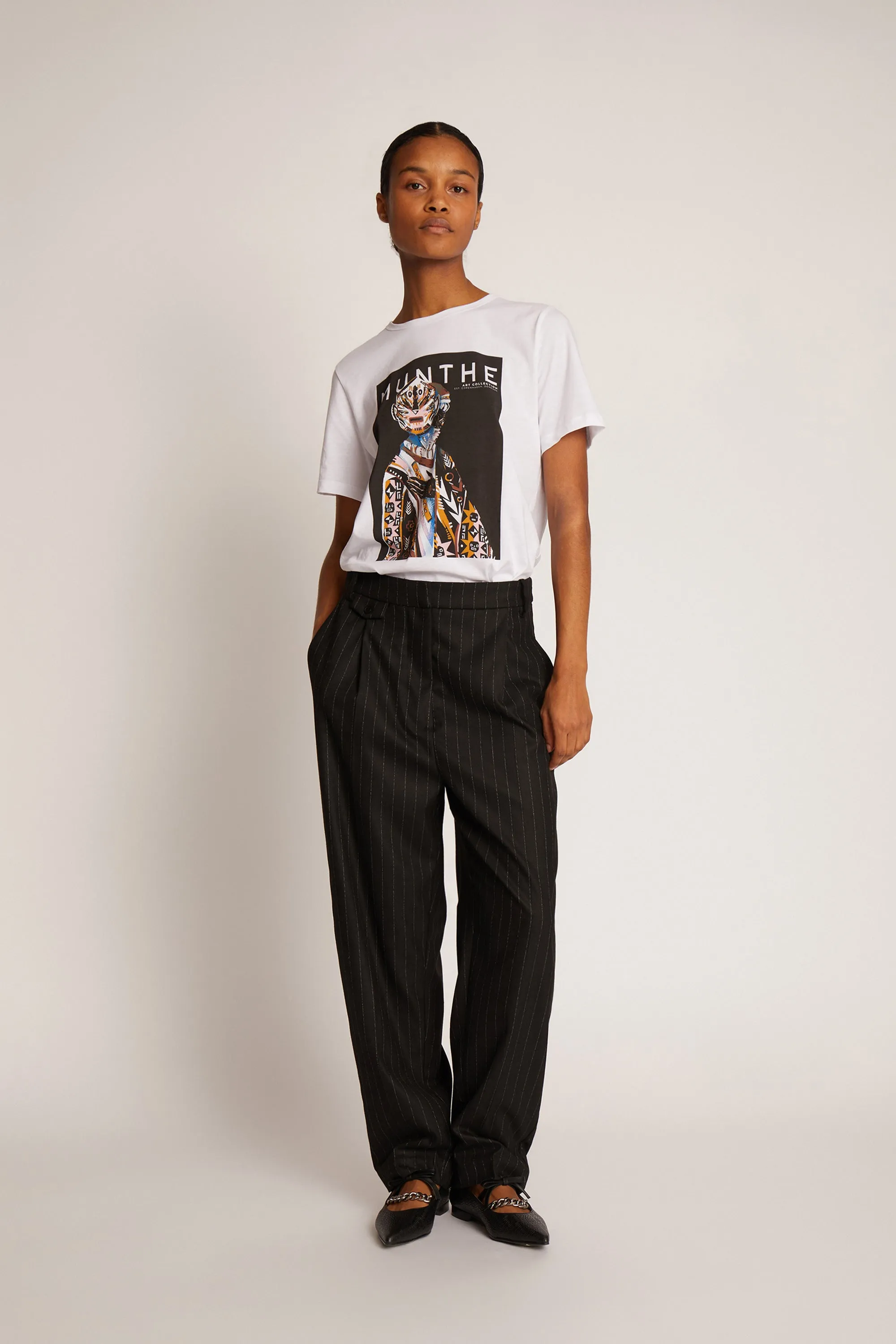 EDIE - BLACK sold by Munthe