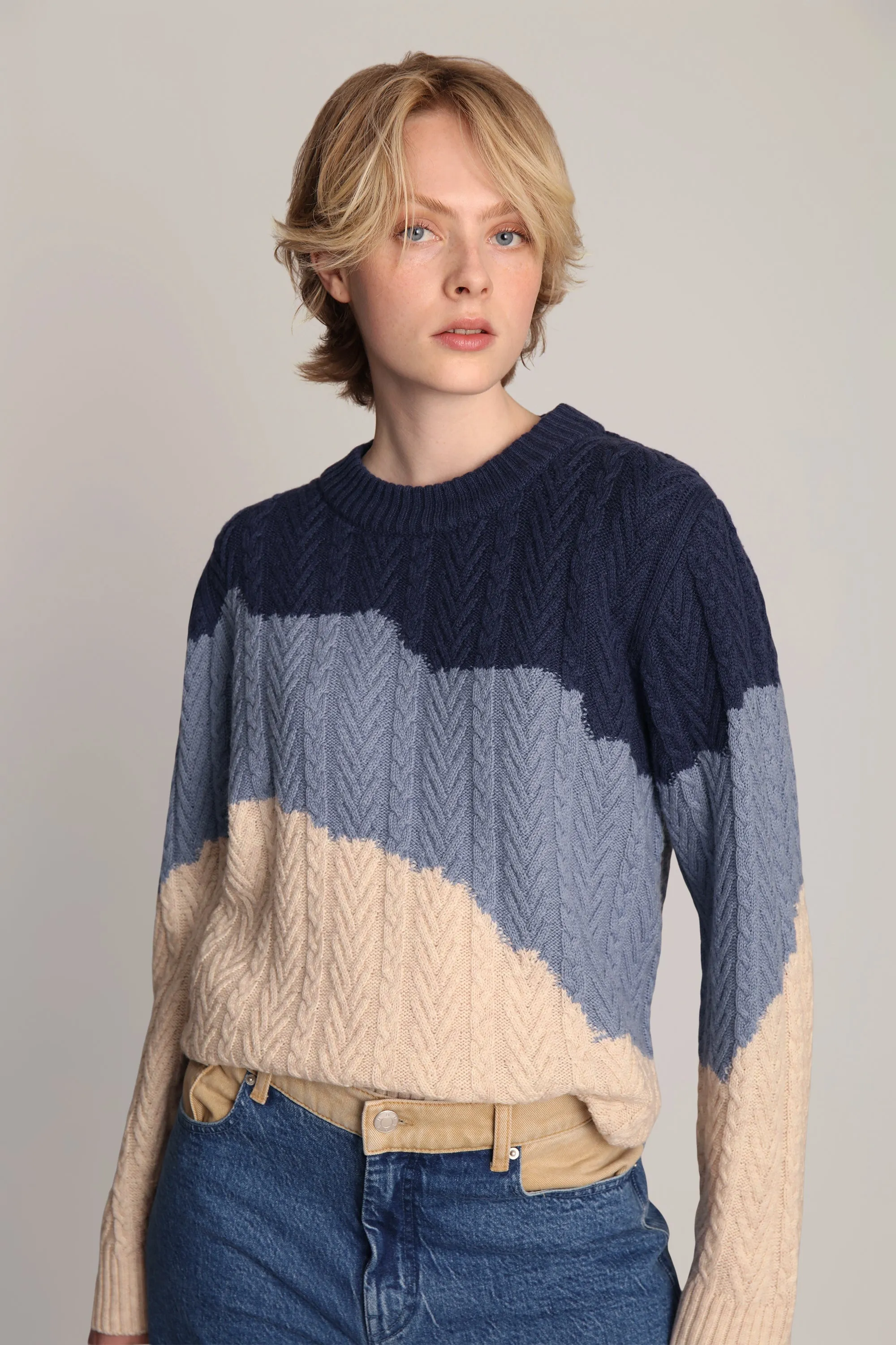 LACORN - BLUE sold by Munthe