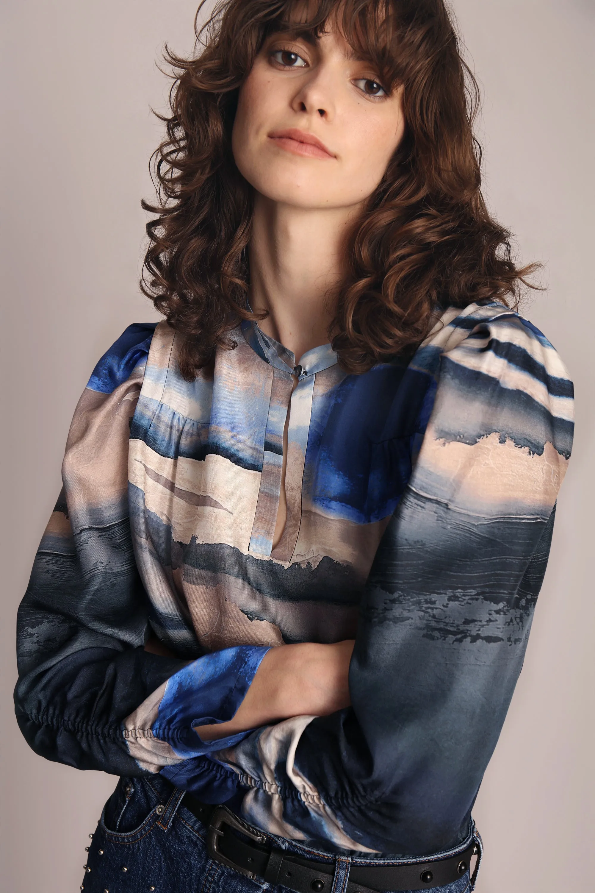 ELENOR sold by Munthe