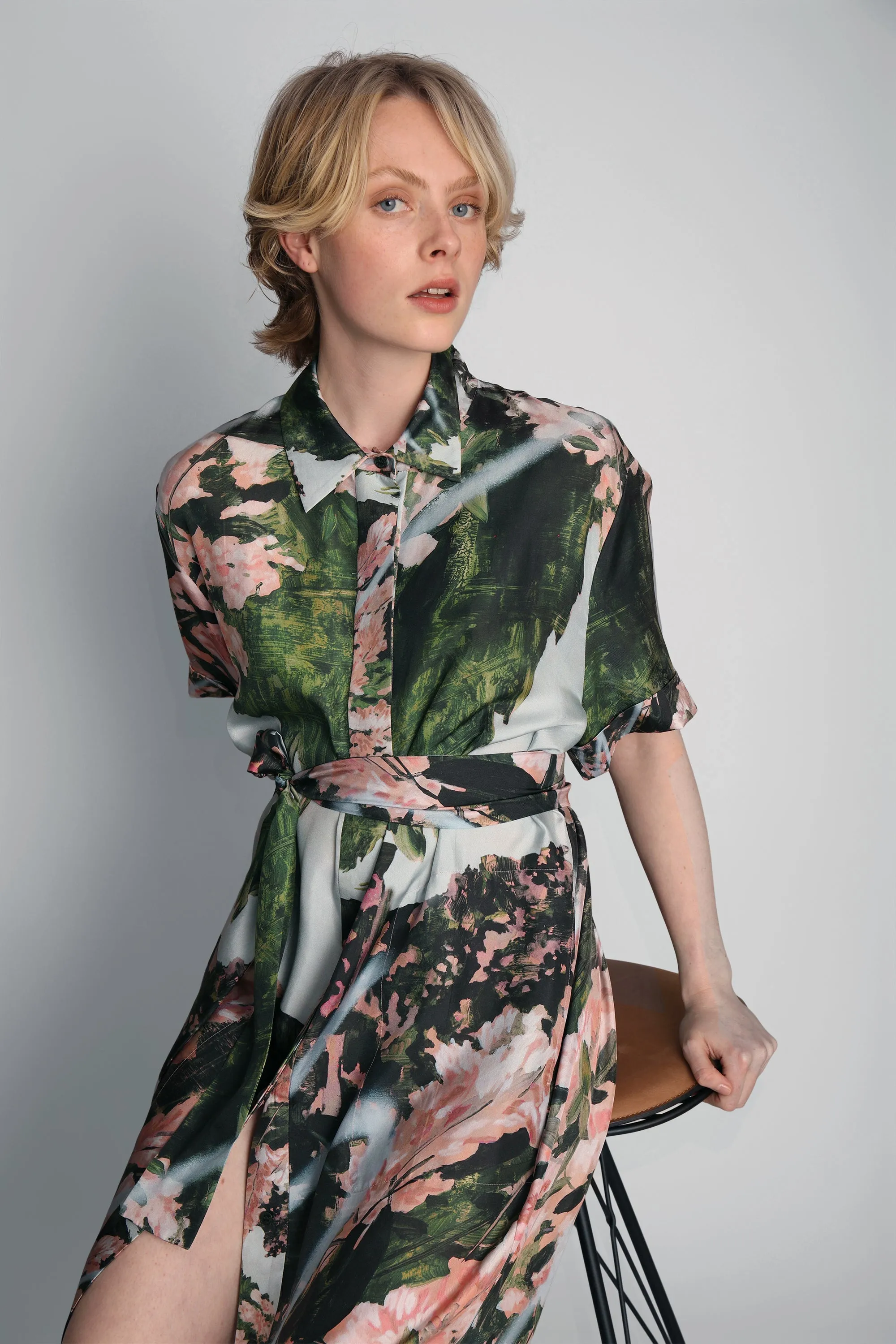 ELLIOH sold by Munthe