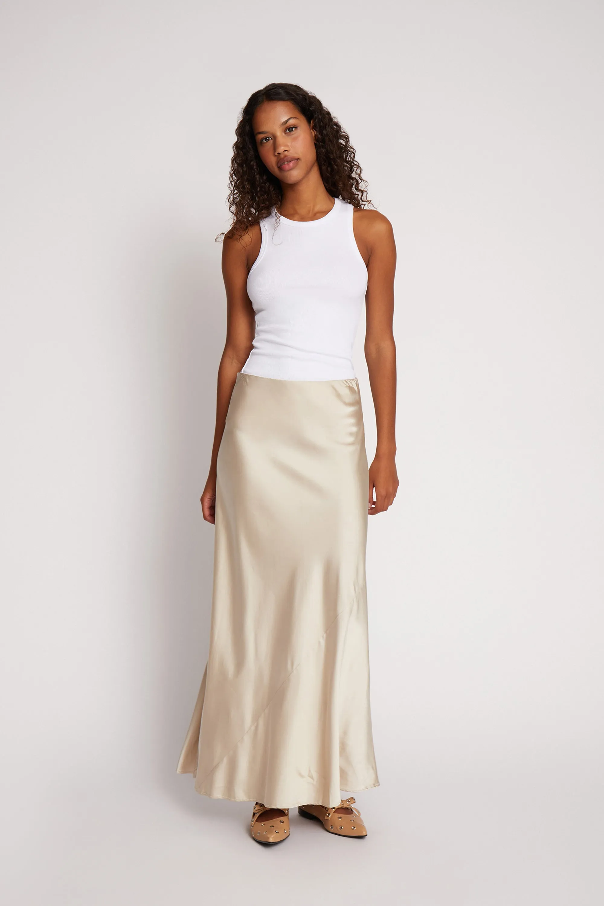 PEACH - WHITE sold by Munthe