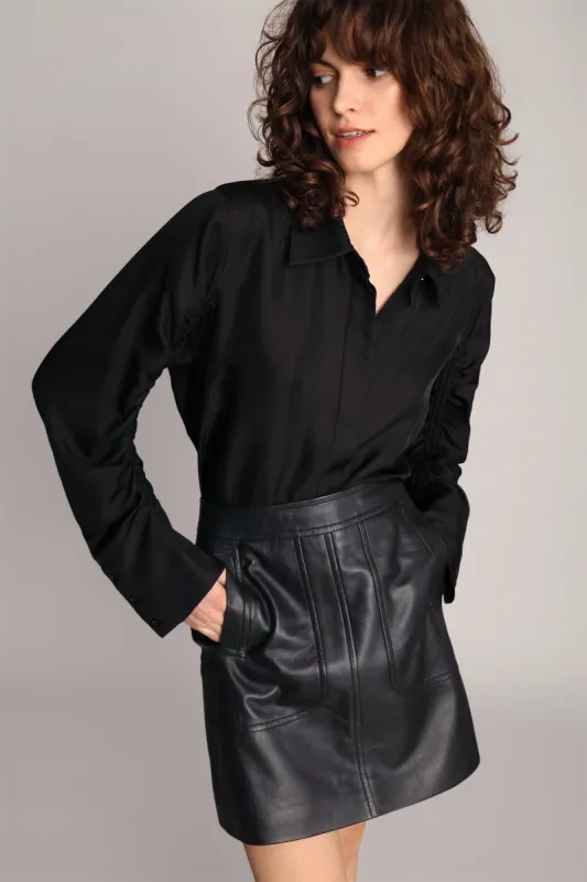 LESLEA sold by Munthe