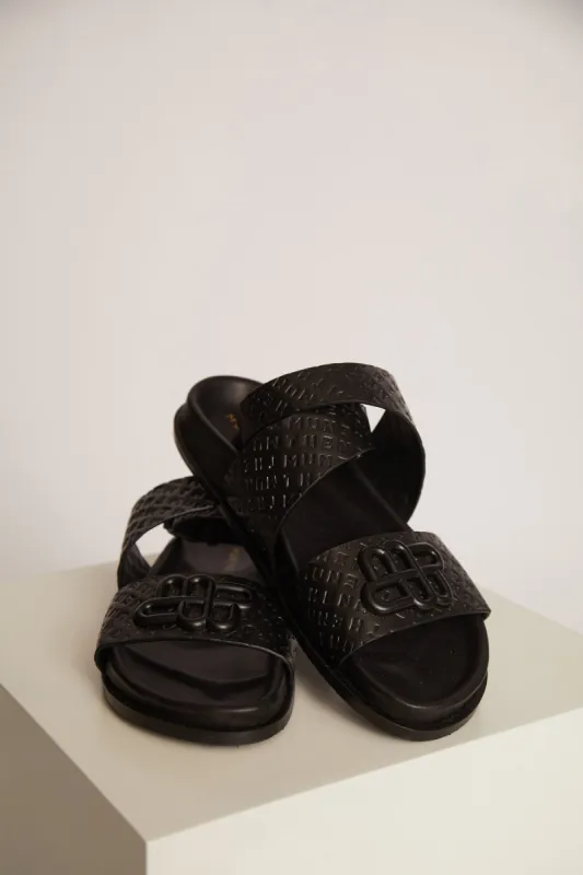 MARKET - BLACK sold by Munthe