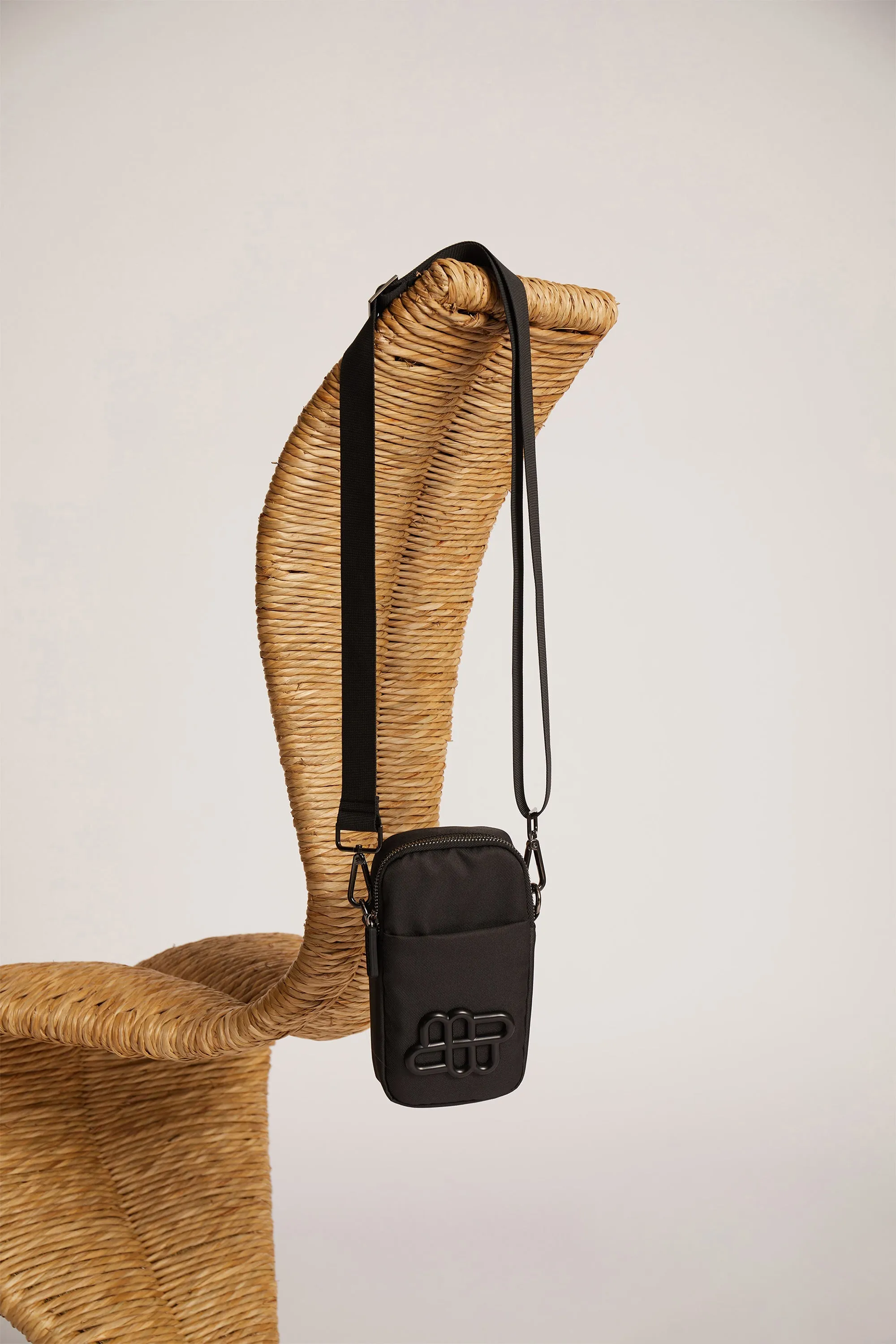 TEVALINE - BLACK sold by Munthe