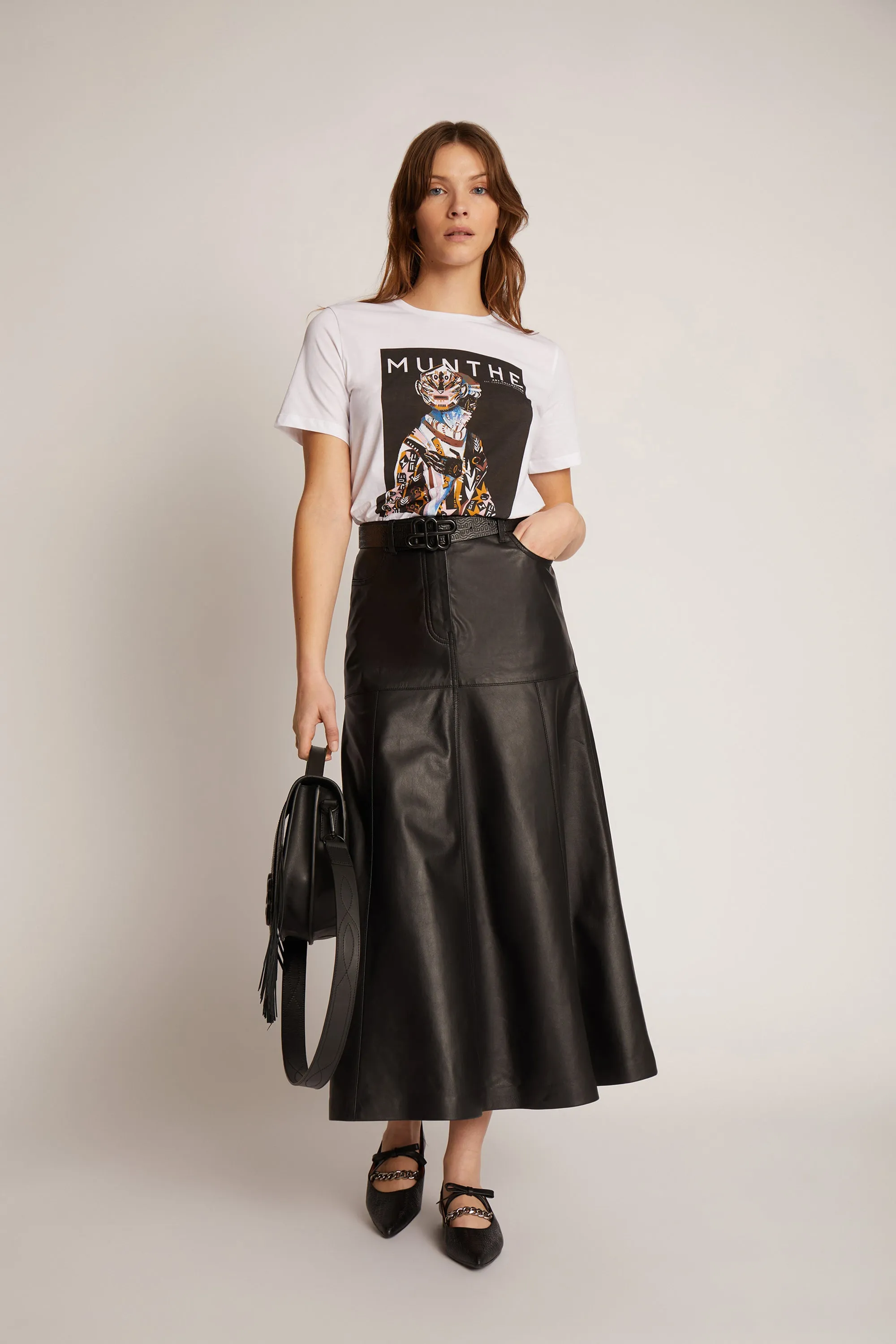 TORIA - WHITE sold by Munthe