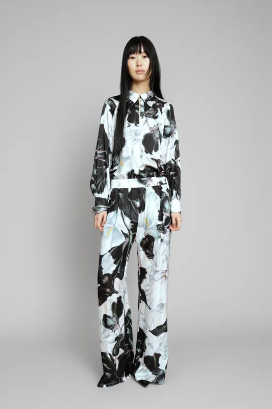 ACTIVE sold by Munthe