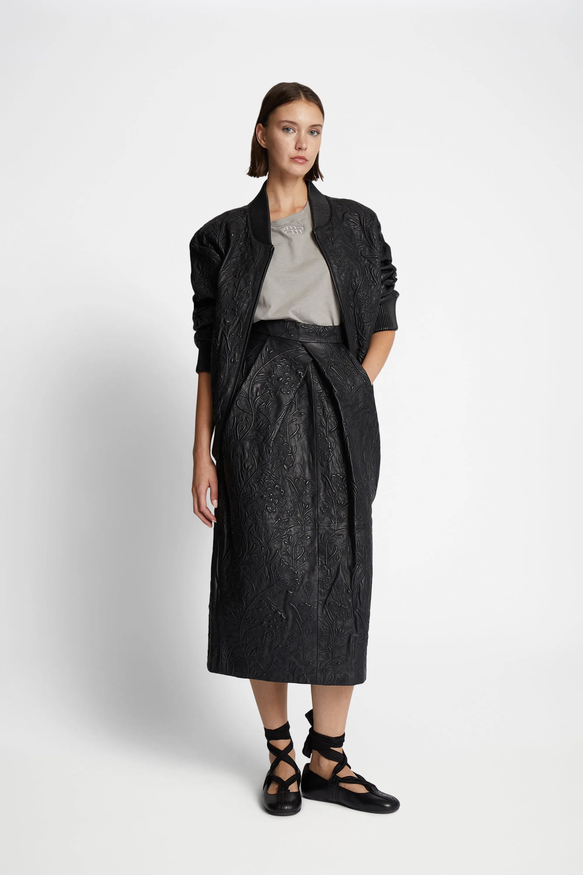 FAITH - BLACK sold by Munthe