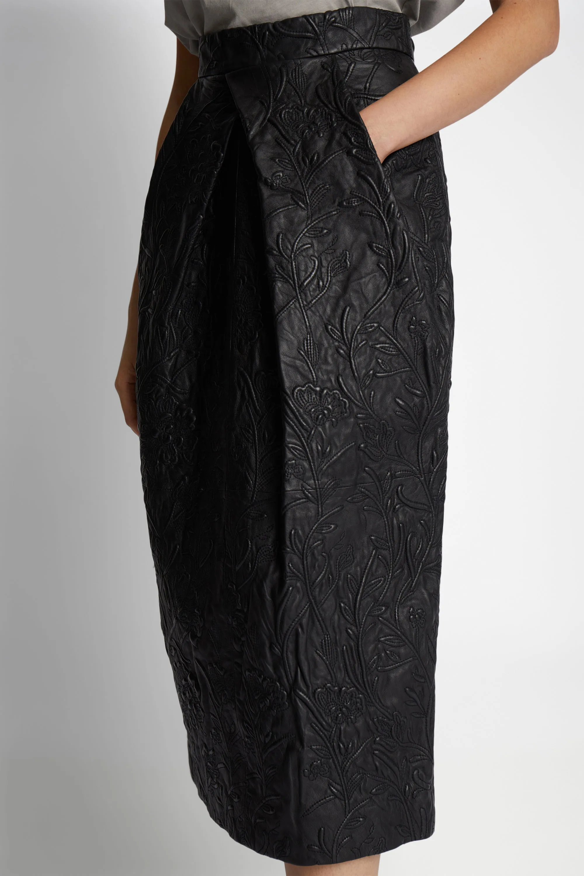 FAITH - BLACK sold by Munthe product image thumbnail 2