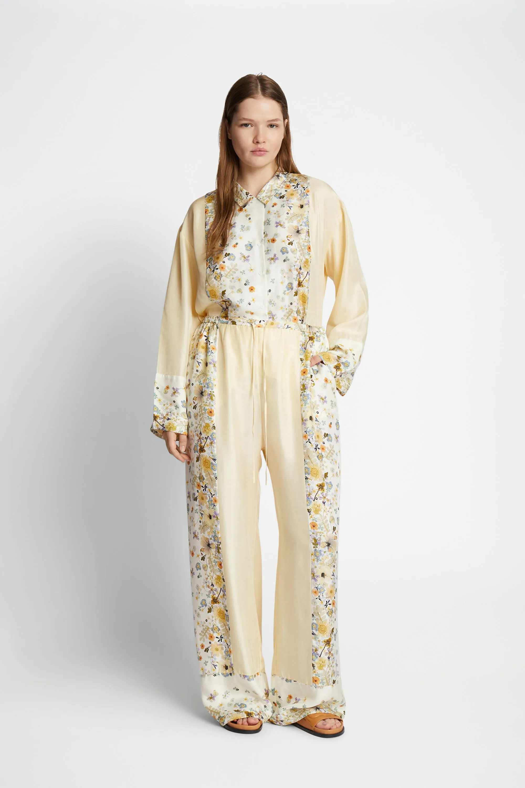 FAIZA SILK - CREME sold by Munthe