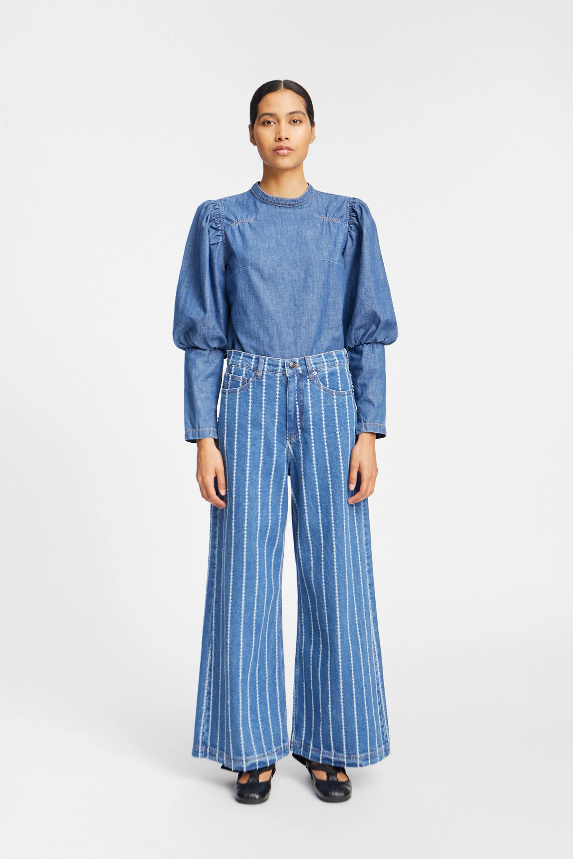 FOUAD - INDIGO sold by Munthe