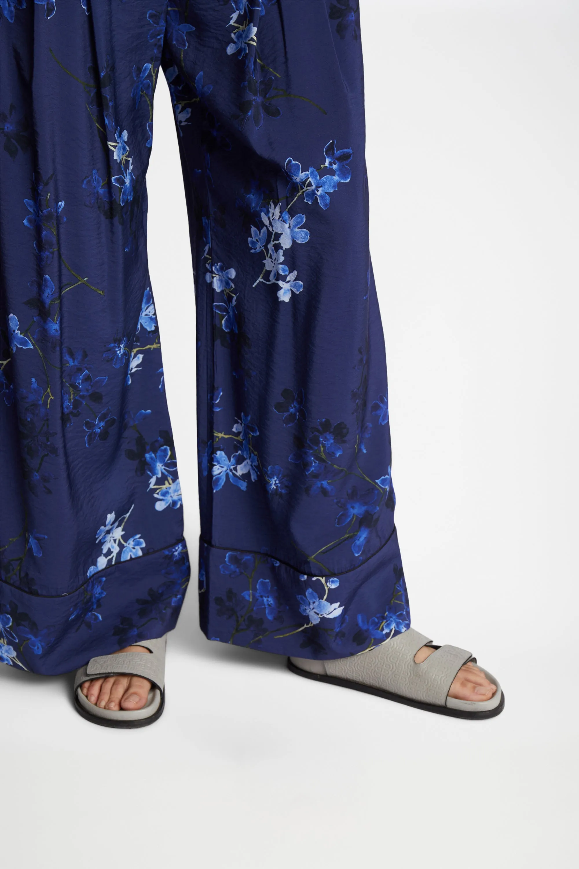 FAICUS - NAVY sold by Munthe product image thumbnail 3