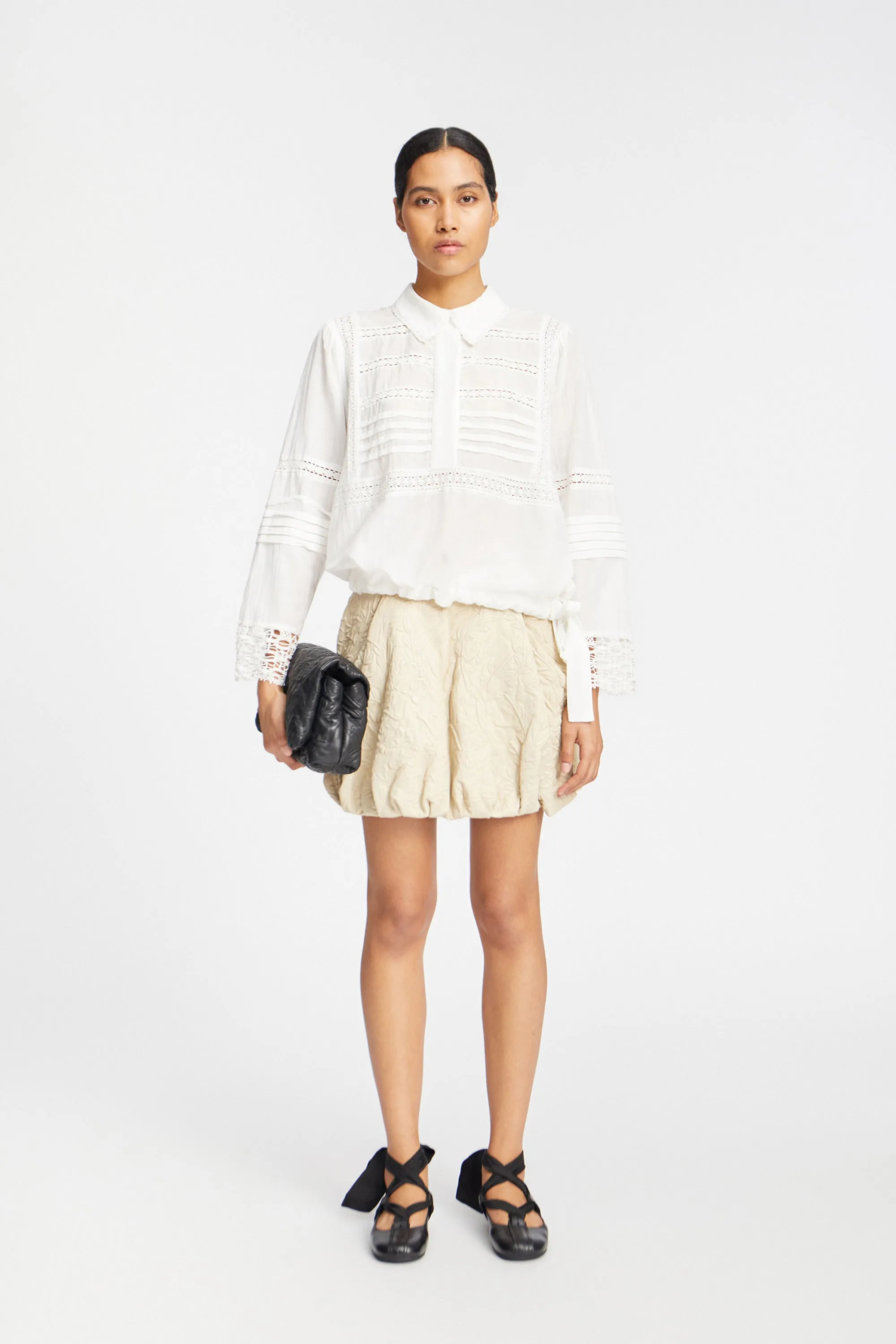 FERDIE - WHITE sold by Munthe