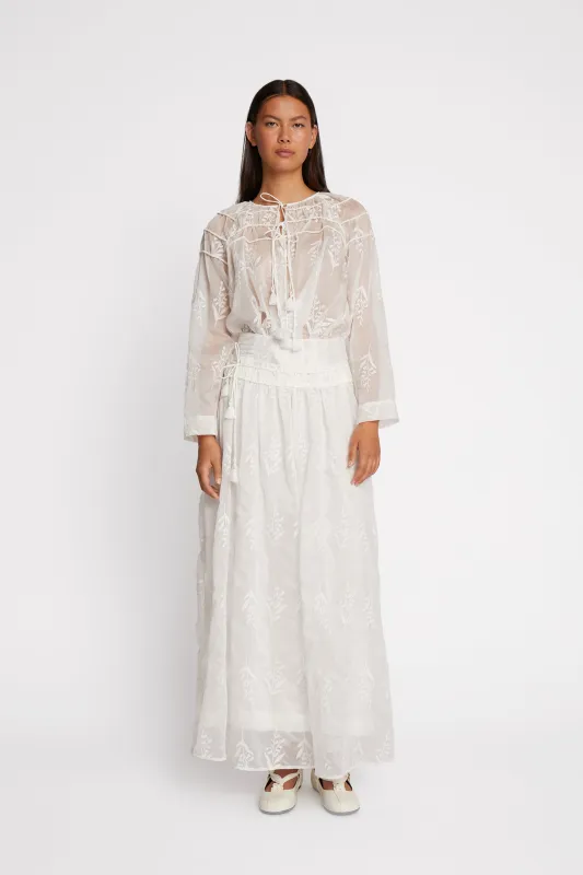 UZZA - IVORY sold by Munthe