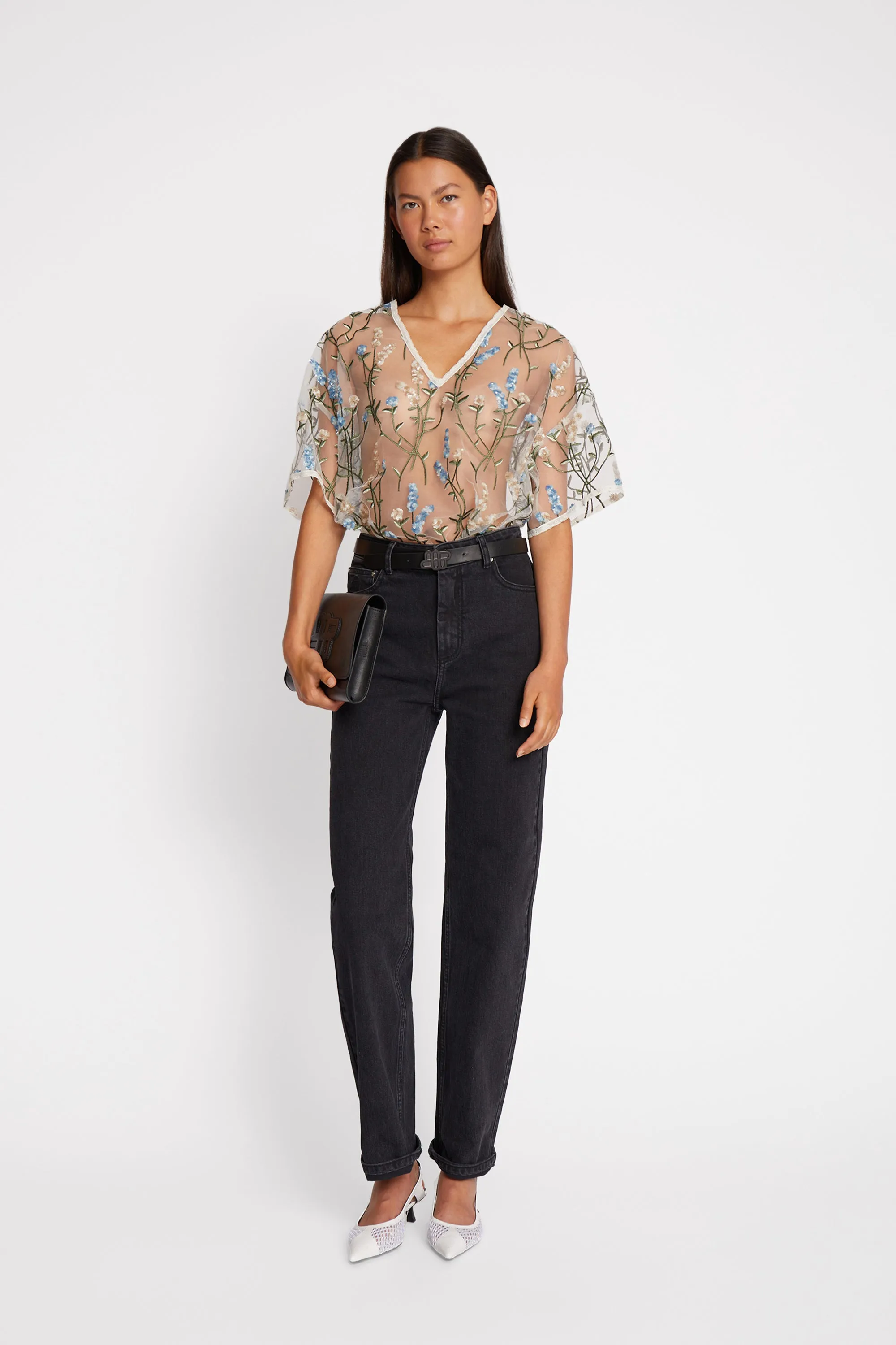 ULFIN - WHITE sold by Munthe