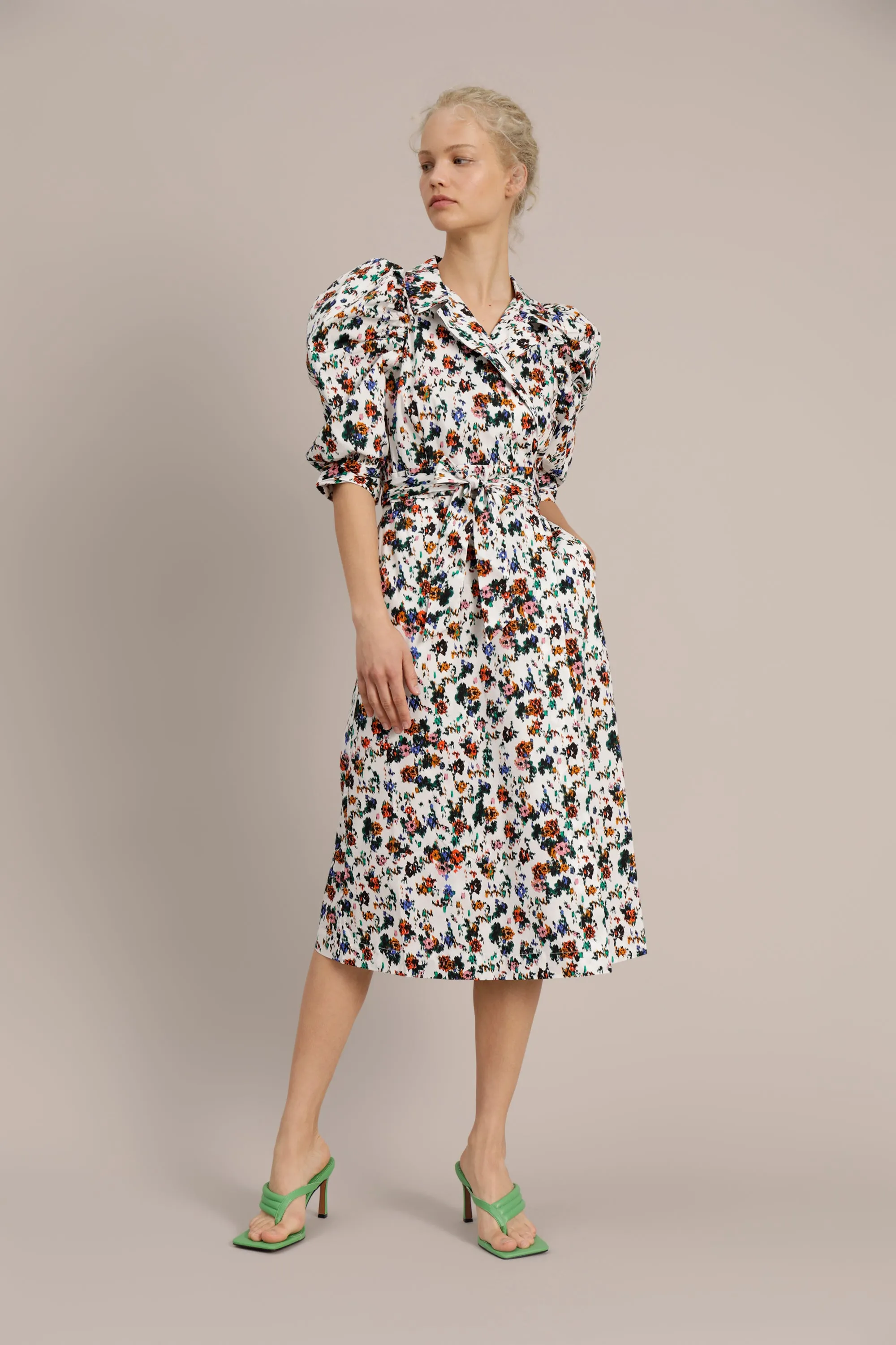 JITA - IVORY sold by Munthe