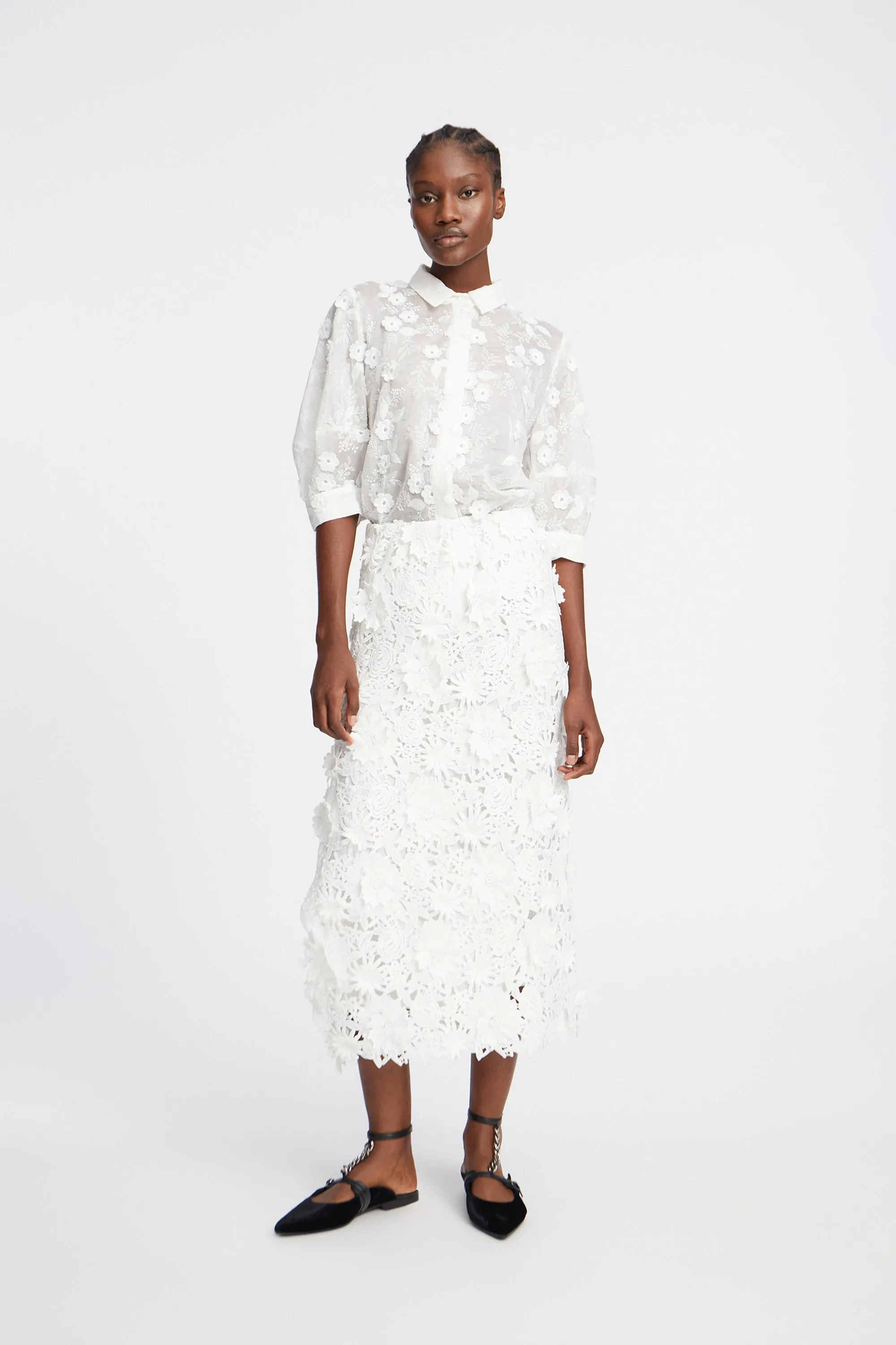 PUST - WHITE sold by Munthe